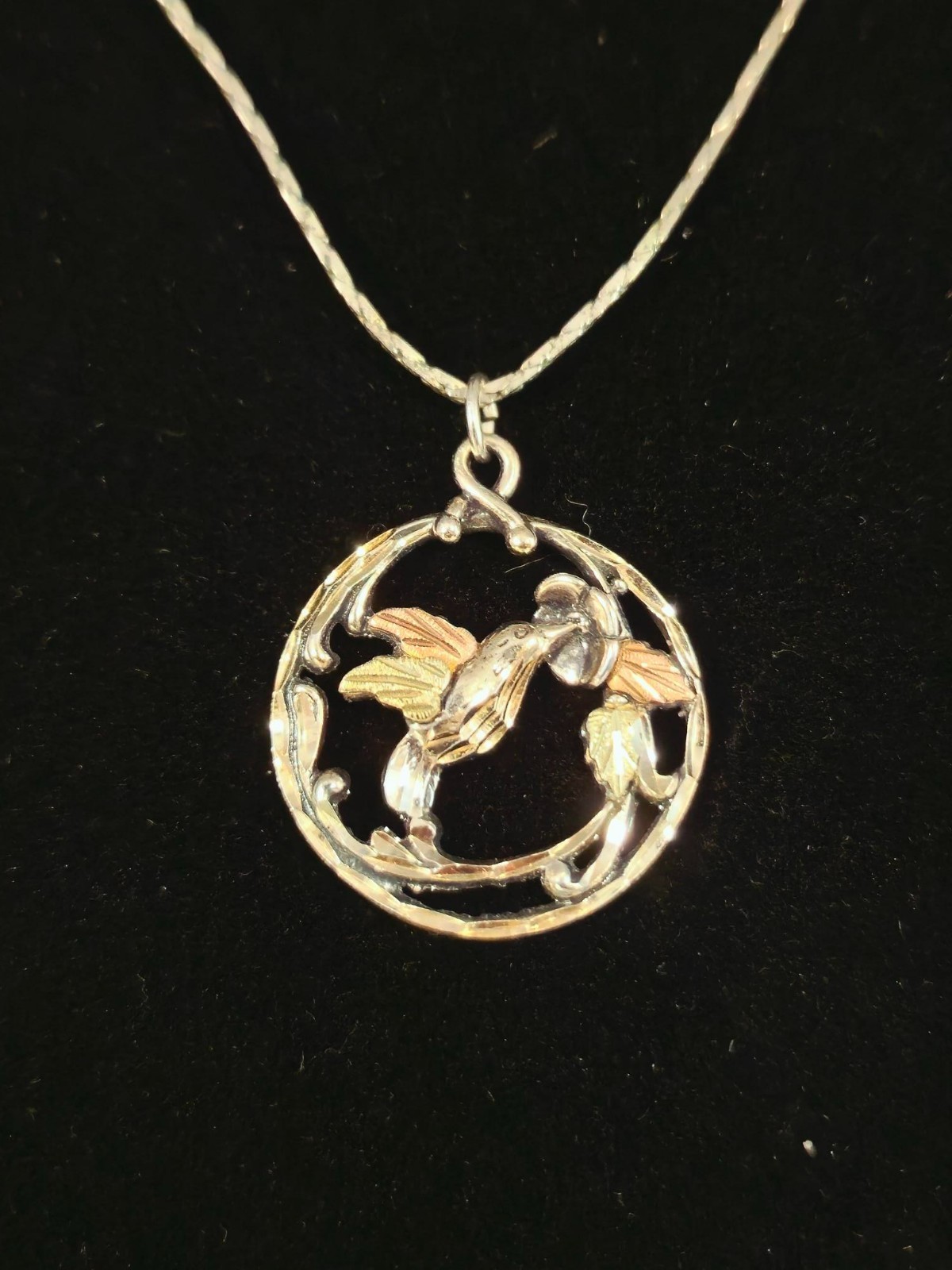 Vtg Black Hills Gold Sterling Silver Hummingbird Pendant Necklace