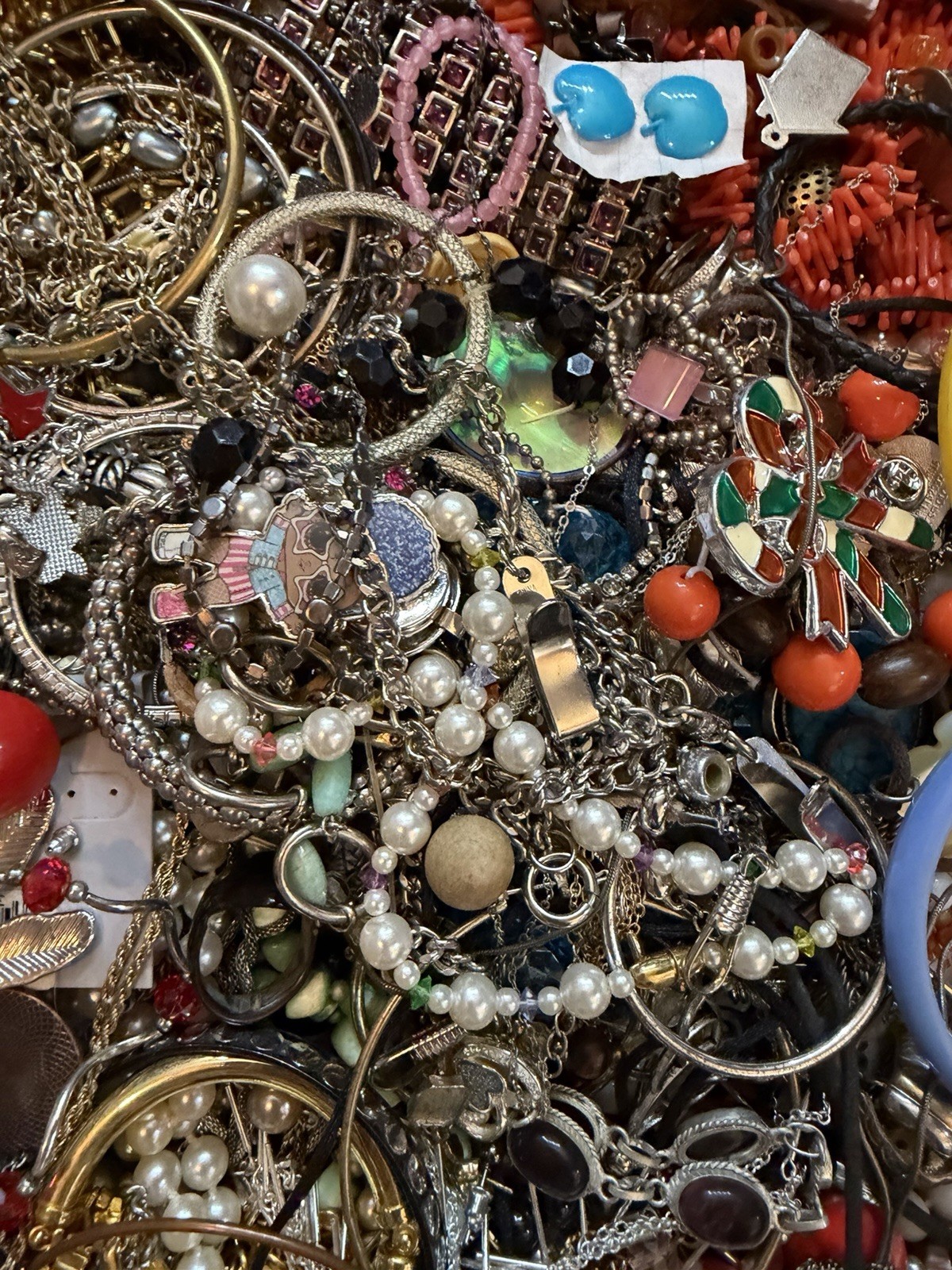 Estate Vintage to Mod Jewelry Lot 2 lb JUNK CRAFT WEAR REPAIR Untested Unsorted