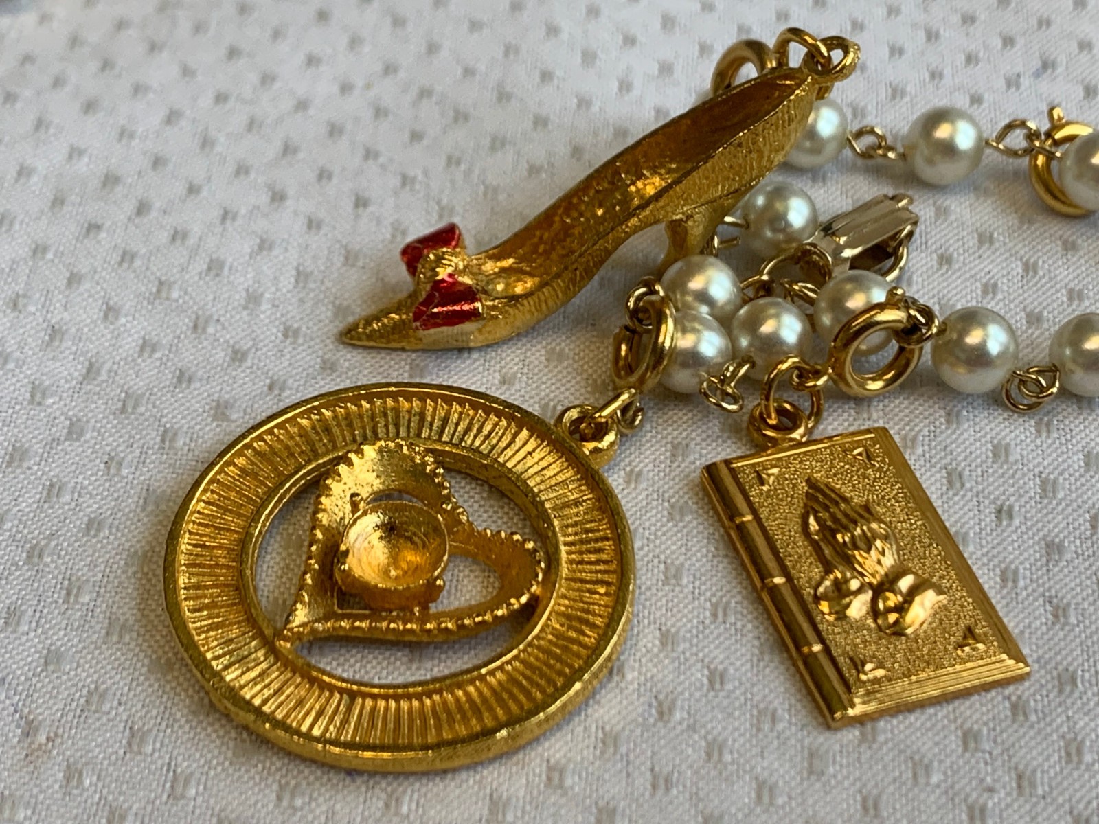 Vtg Costume Jewelry Lot Dauplaise CRL Avon Necklaces Bracelets Anklet Charms