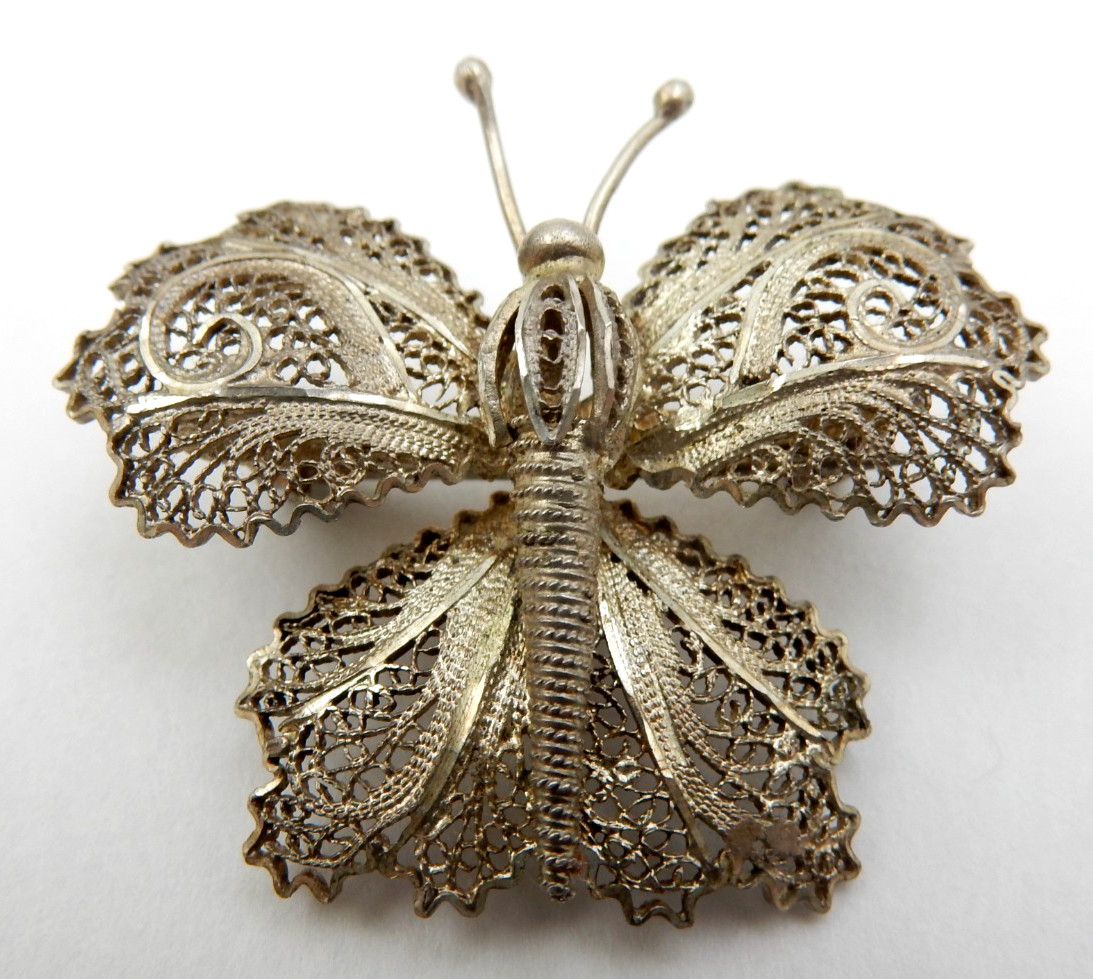 VINTAGE SOLID SILVER FINE CANNETILLE FILIGREE BUTTERFLY BROOCH PIN, 5.3 GRAMS