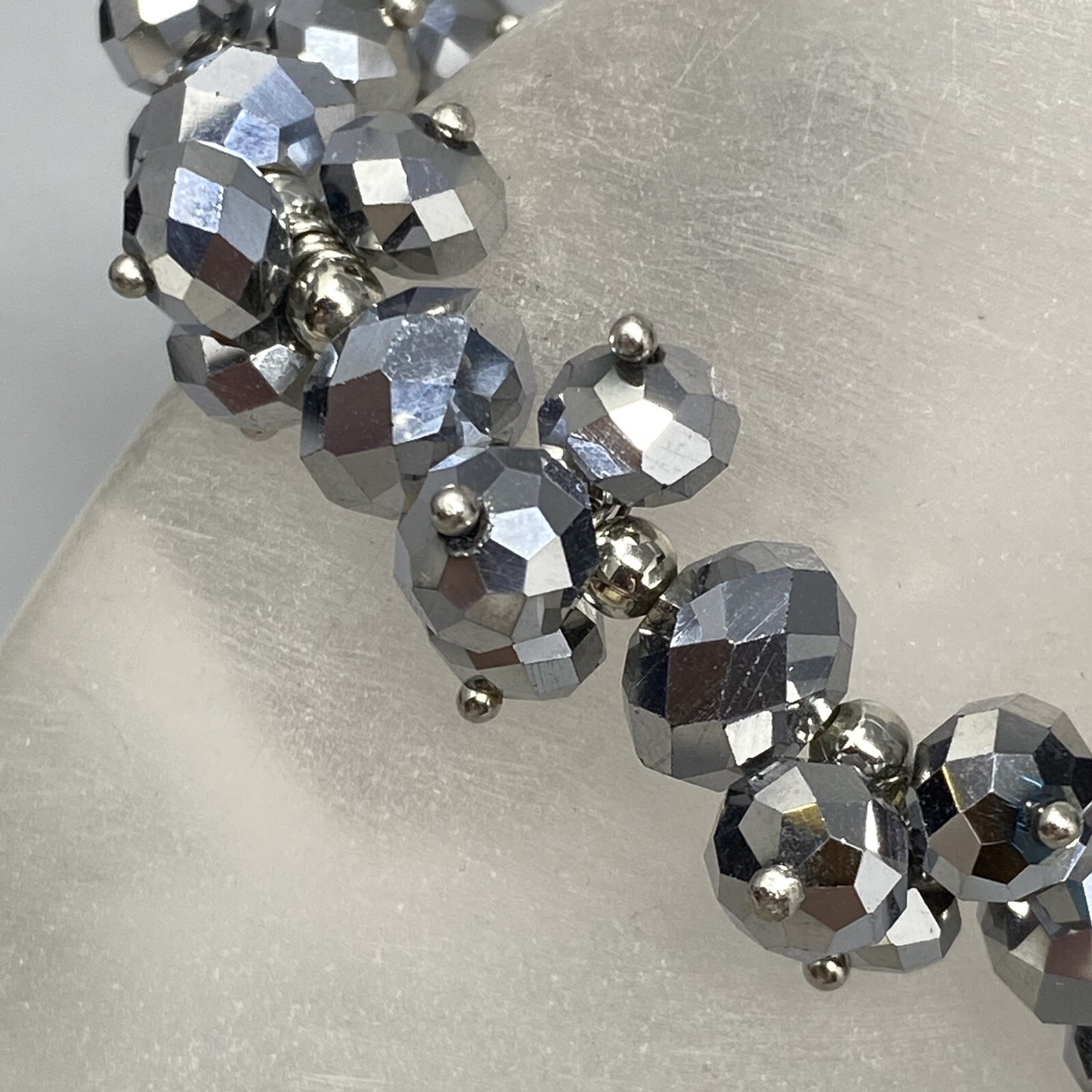 Stretch Bead Bracelet Silver Faceted Glass Cluster Fire Polished Iridescent 7″