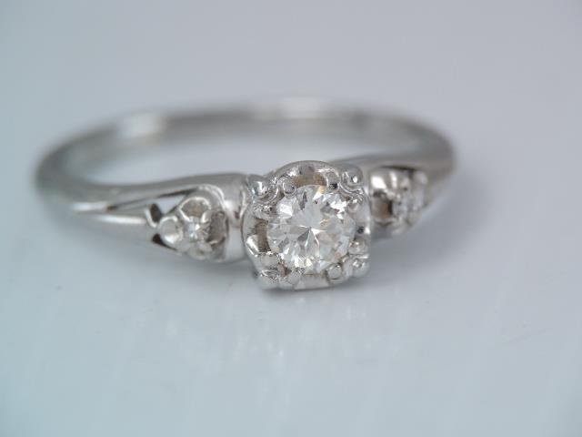 VINTAGE JABEL SOLID 18K WHITE GOLD 3 DIAMOND RING sz 3 3/4