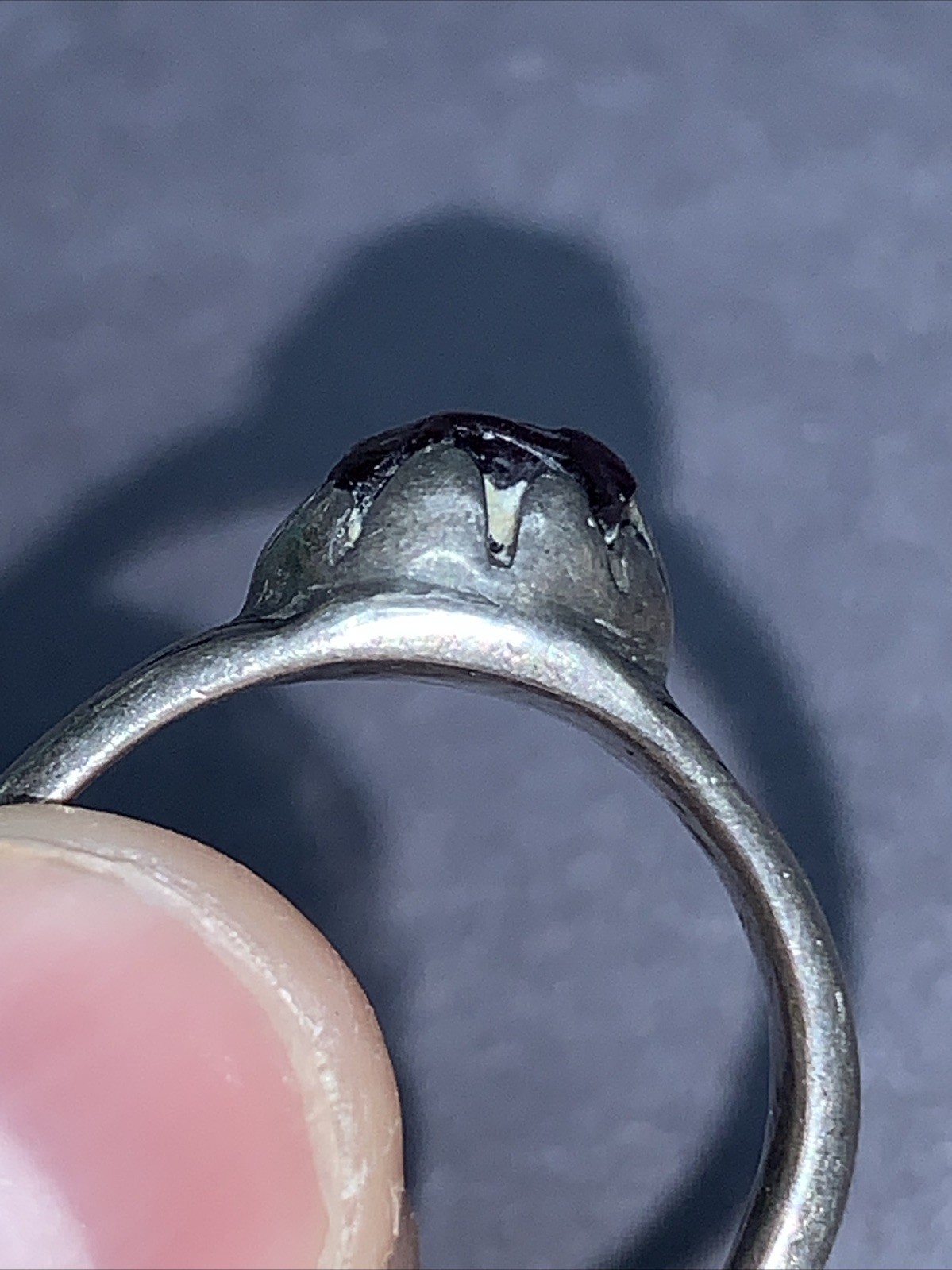 STERLING SILVER .925 Lot Ring MM50 Size 8 Rough Cut Red Garnet Flower Bohemain