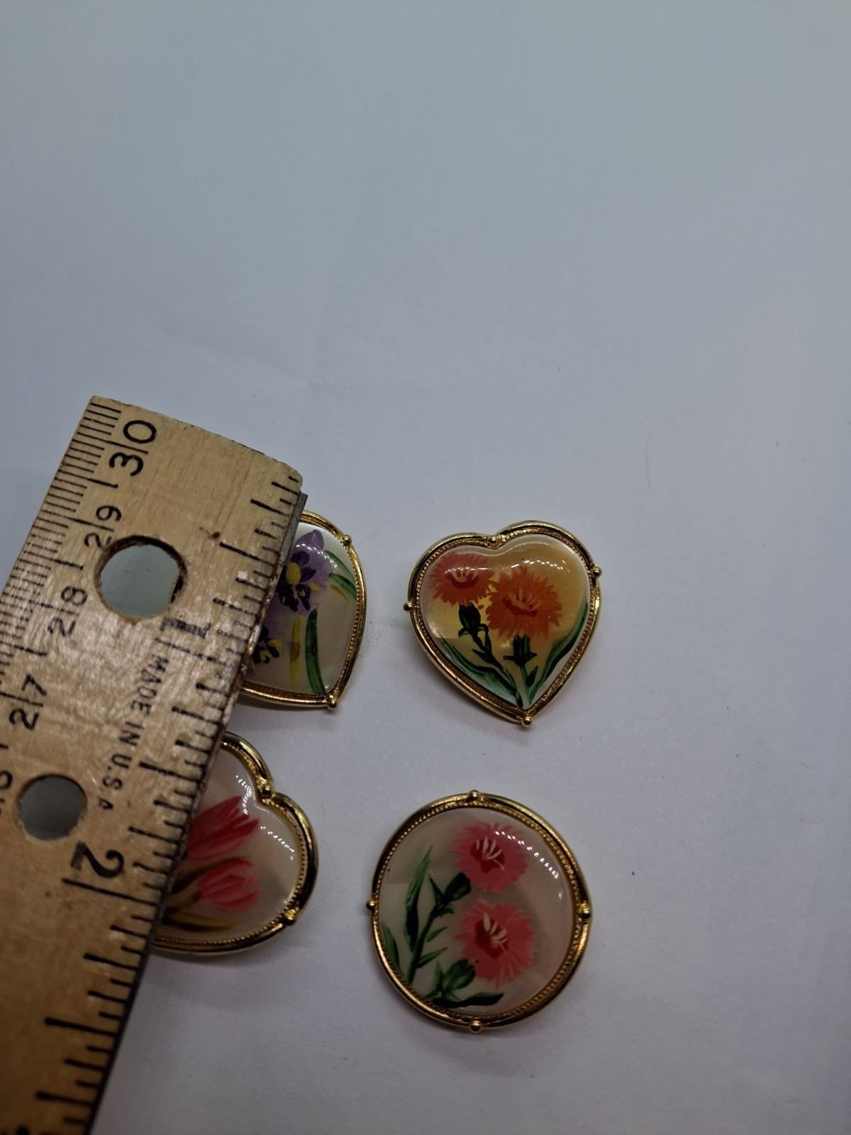 Vintage Lot Flower Scatter Pins Cottagecore Hippy Mod Retro floral hearts
