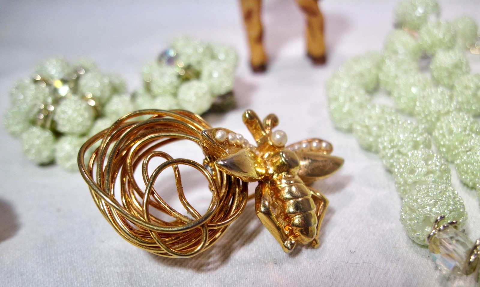 Vintage Costume Jewelry Some Signed – Lot of 21- K977