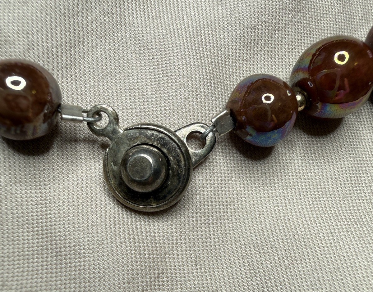 Vintage Graduated Marbled Bead Necklace Brown Red Iridescent 24” USA Pat