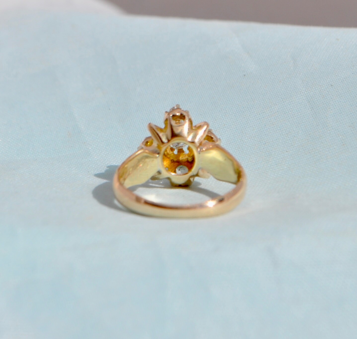Old Antique Victorian 18K Solid Gold Old Mine Cut Diamond Ring Engraved Cluster