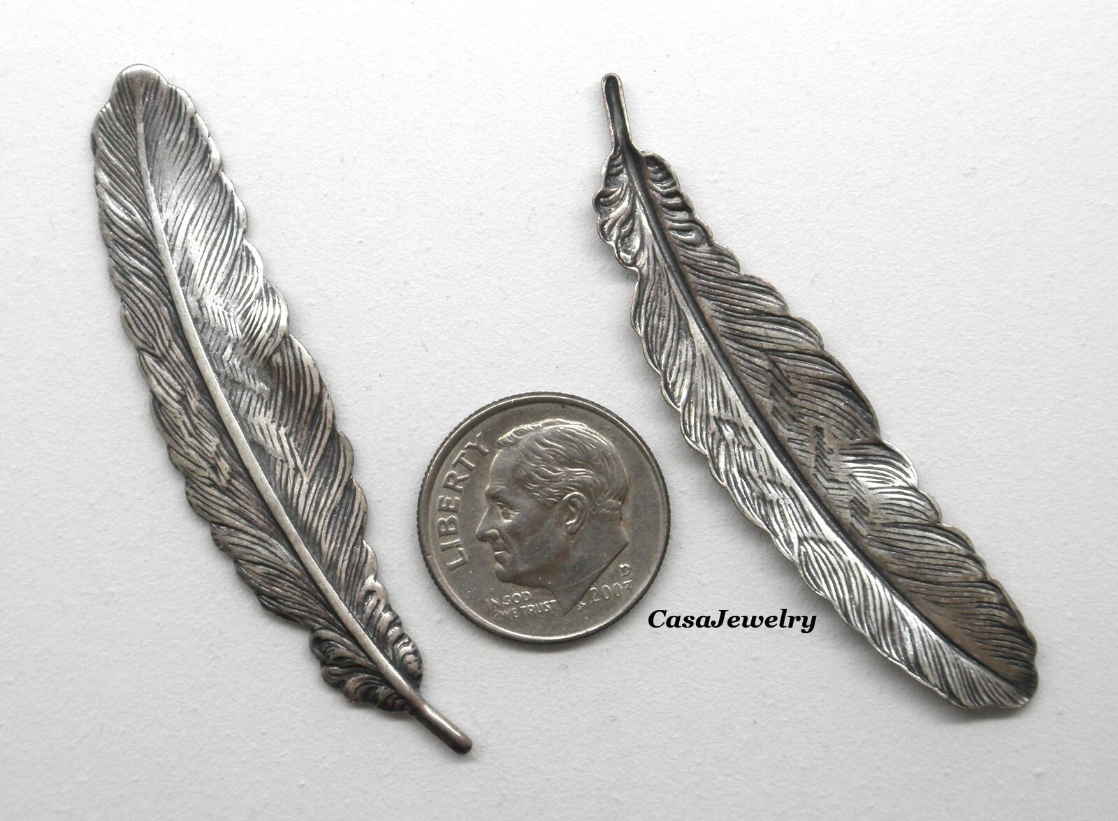 #2173 SMALL ANTIQUED STERLING SILVER PLATED DETAILED FEATHER COMPONENT – 4 Pcs