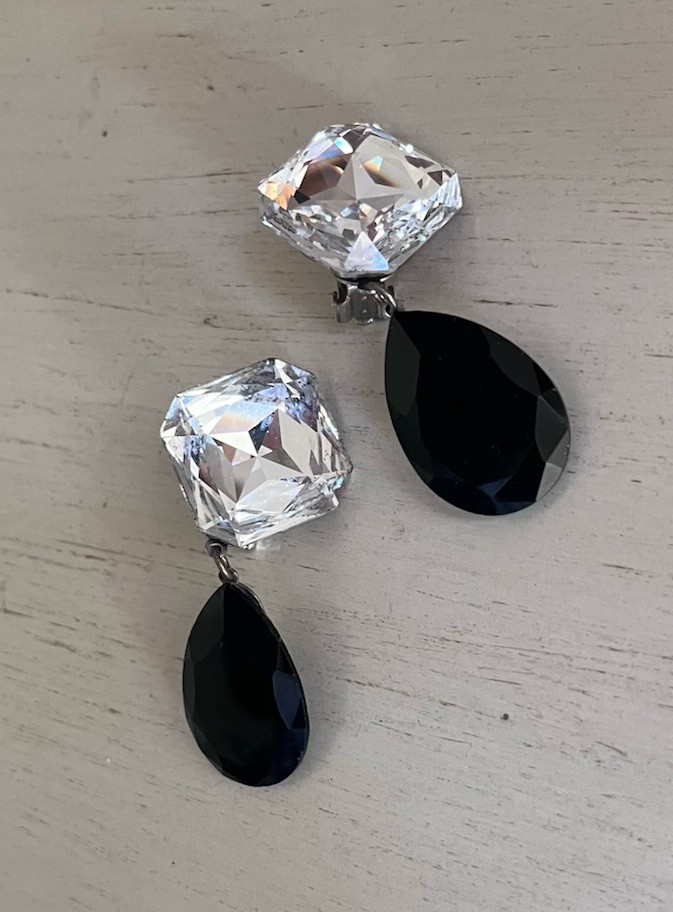 Vintage Glass Black Clear Faceted Crystal 2.5” Statement Drop Clip On Earrings