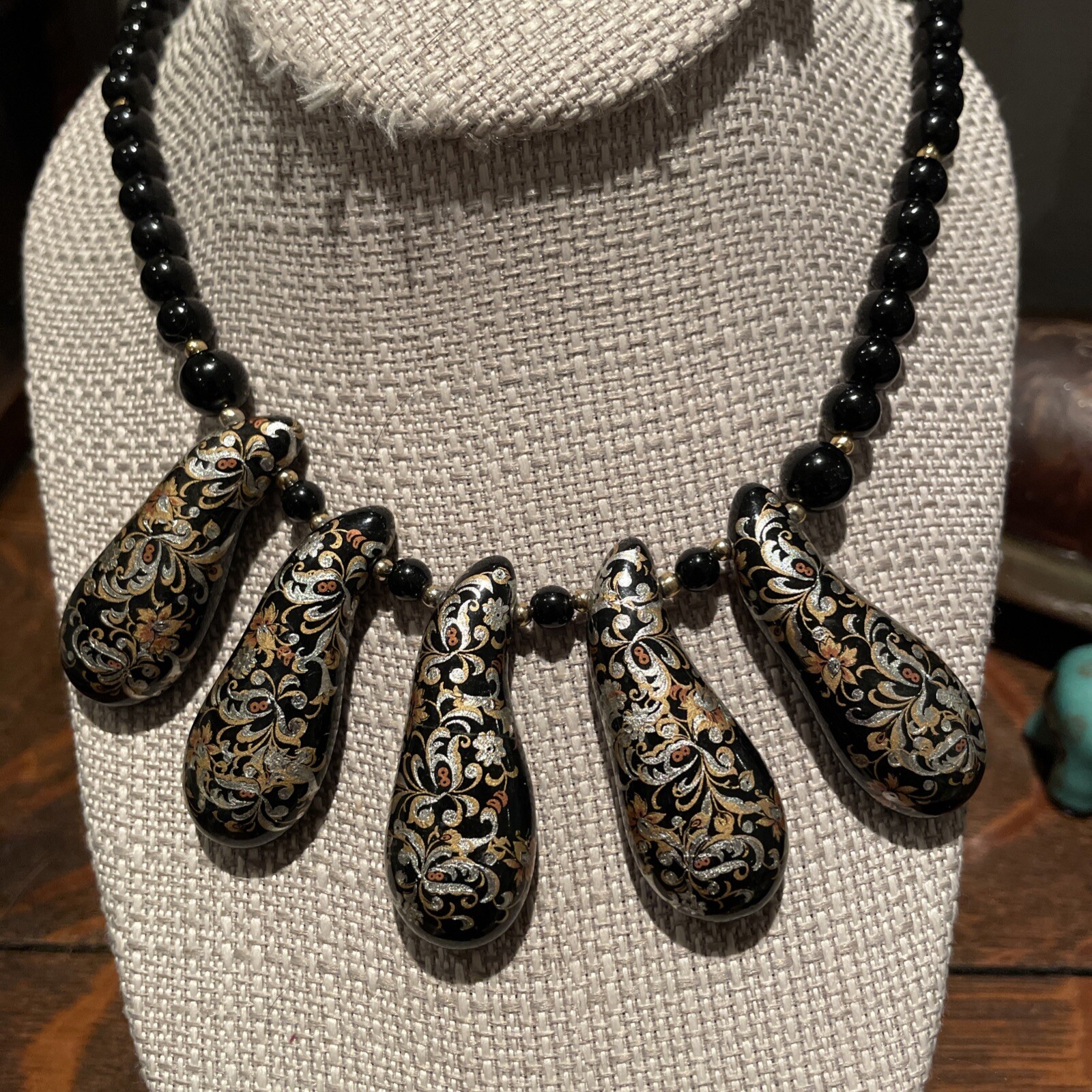 1950s Porcelain Hand-painted With Lucite Beads Made In Japan Necklace 18”