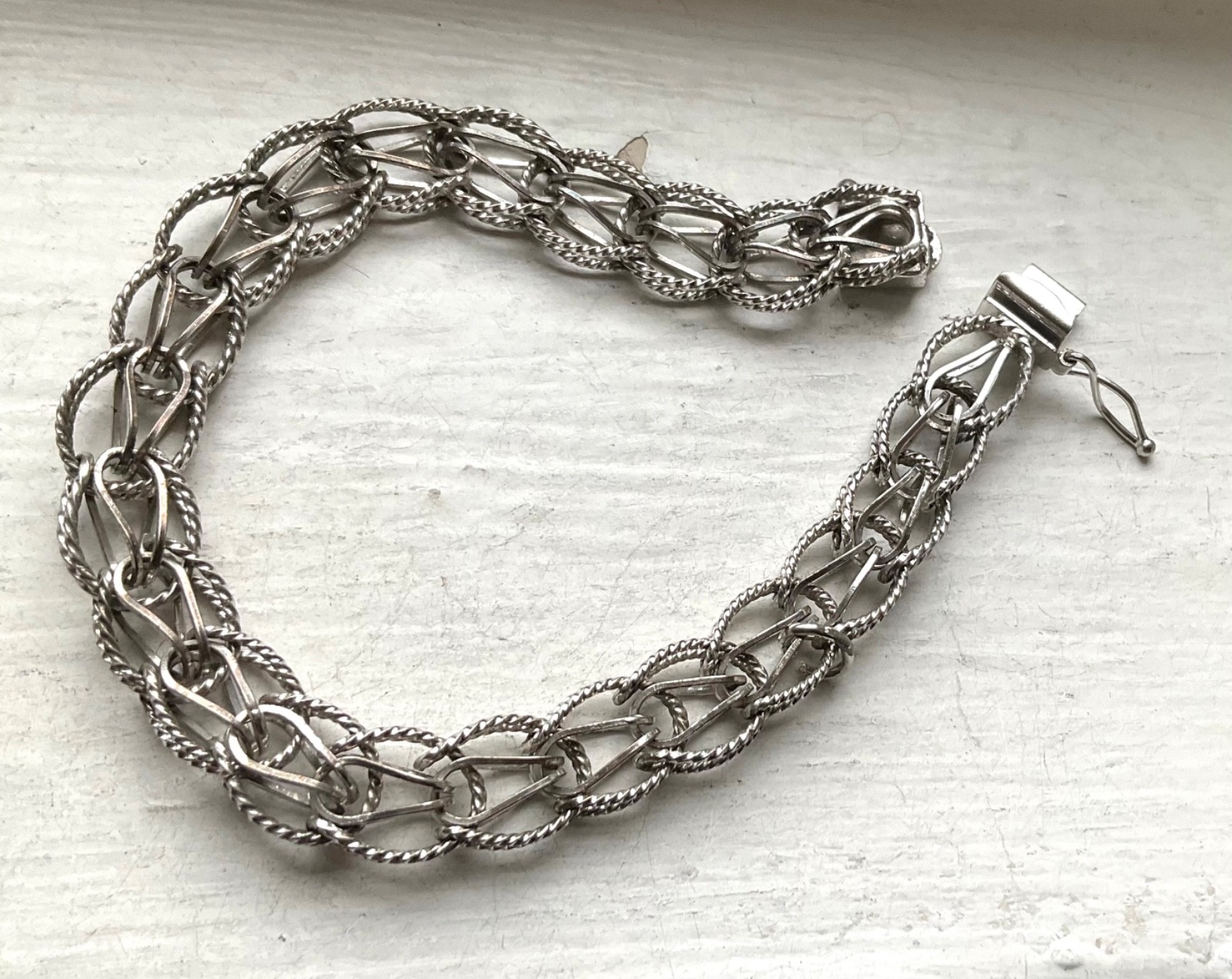Vintage Classic Starter SILVER CHARM BRACELET Wearable 7 1/2” USA Patent