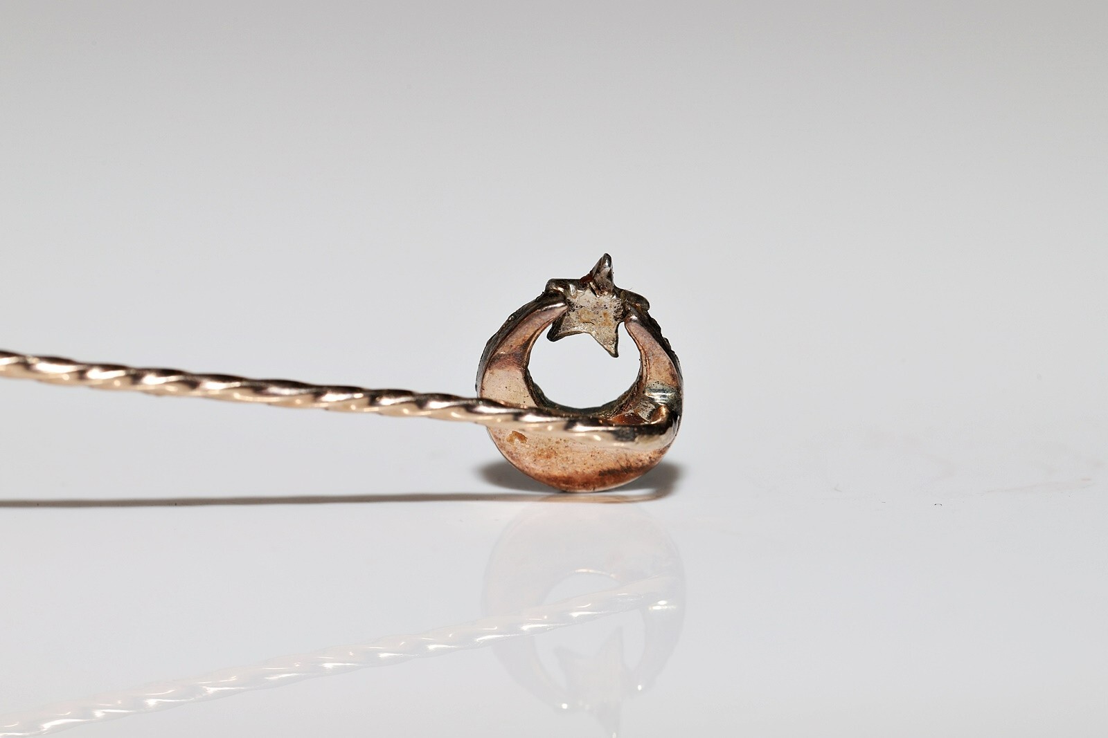 Antique 1900s Ottoman 10k Gold Natural Rose Cut Diamond Decorated Moon Brooch