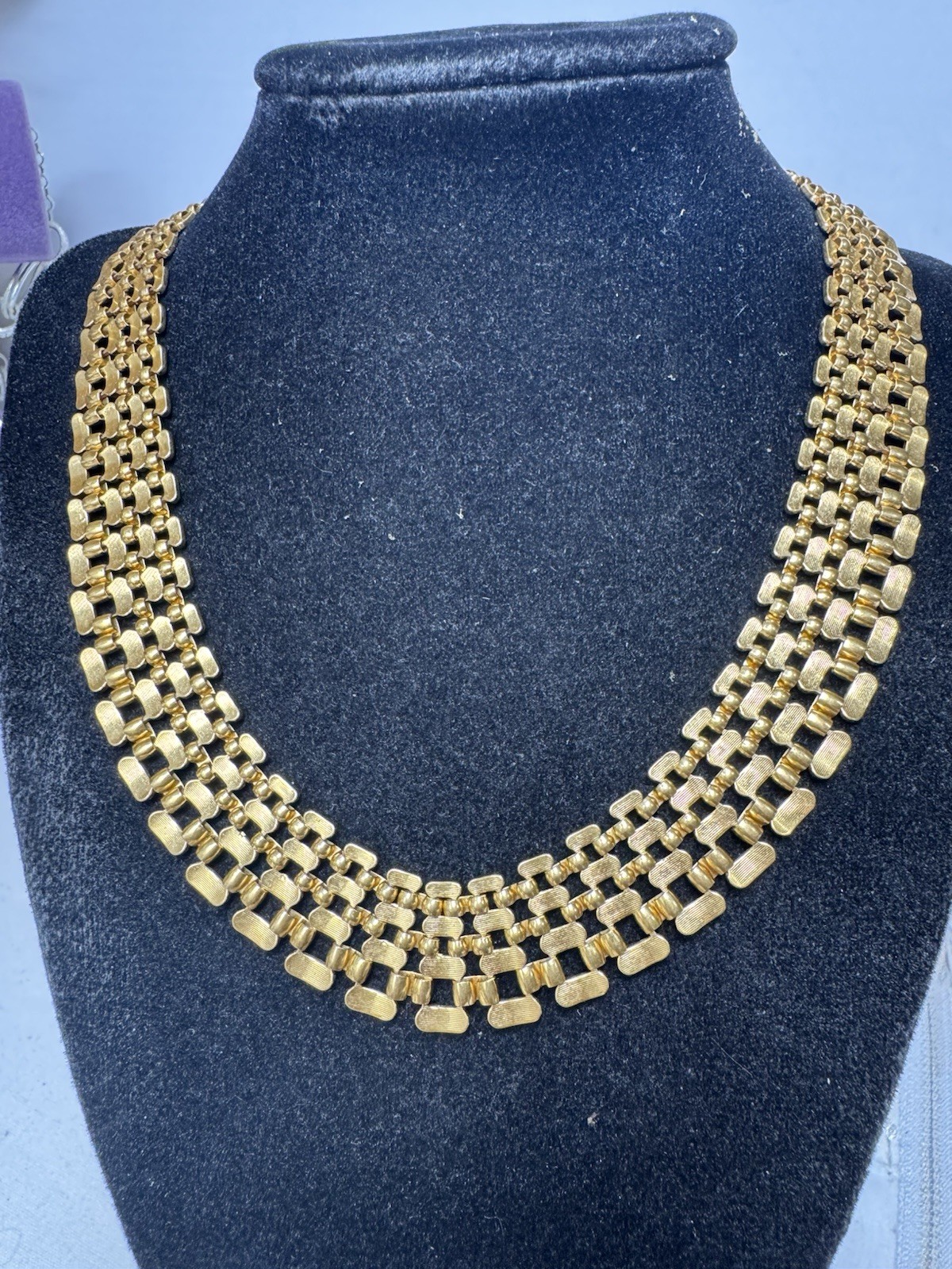 Vintage Napier Thick 80s Gold Tone Panther Link Chain 16” Necklace Choker Collar