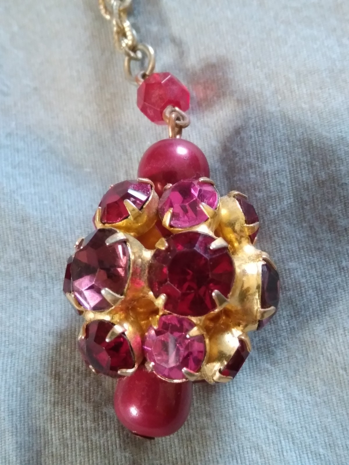 Vintage Pink Red Purple Rhinestone Pendant Necklace.