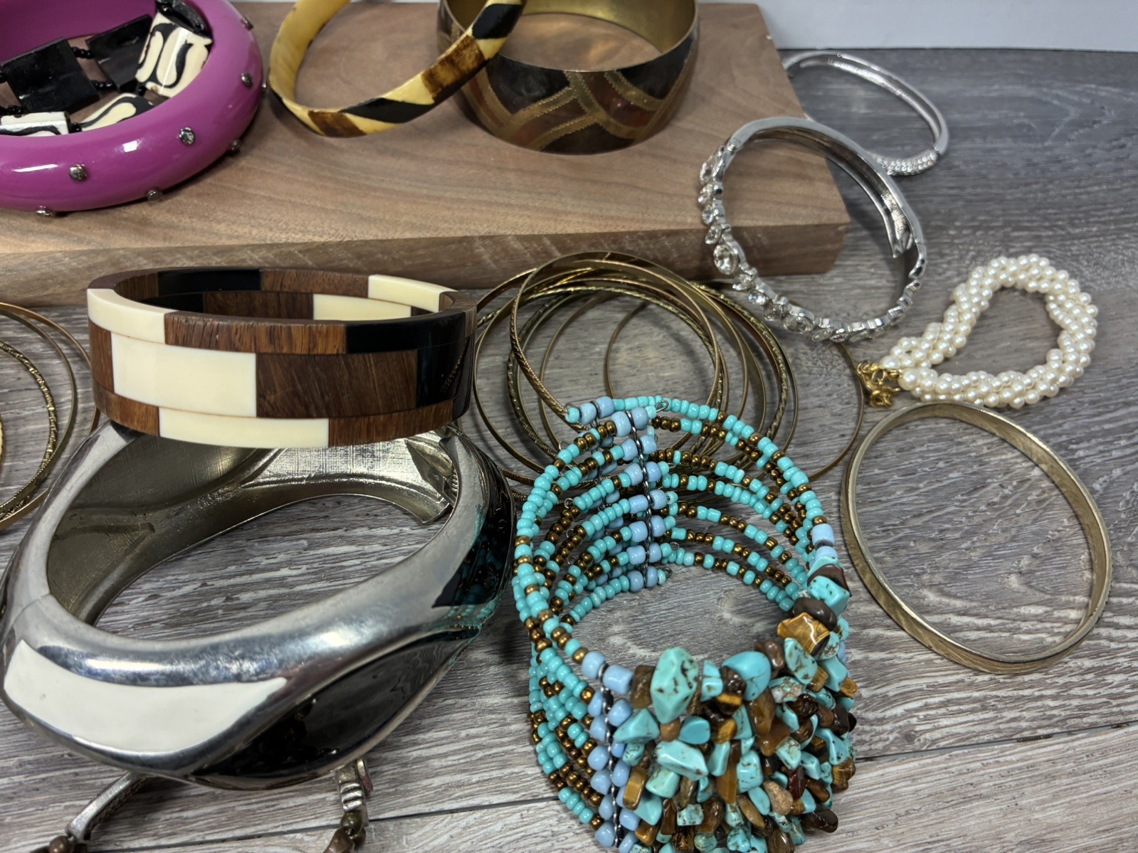Mixed vintage Jewelry bracelets Lot Stone Wood Metal Resin Boho 80s