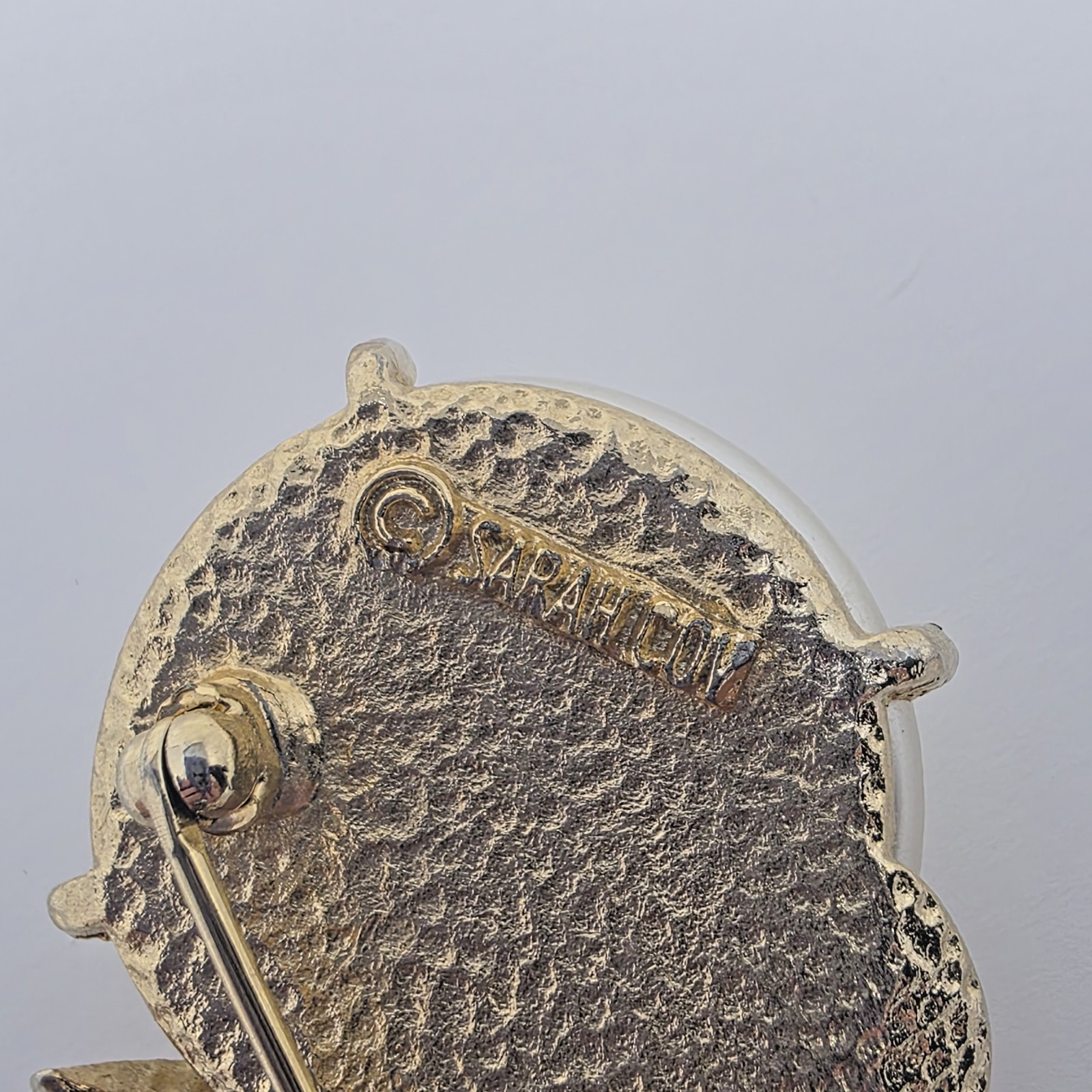 Vintage Sarah Coventry Jewelry Lot 3 Gold‑Tone Brooch/Pin, Bracelet Ring Signee