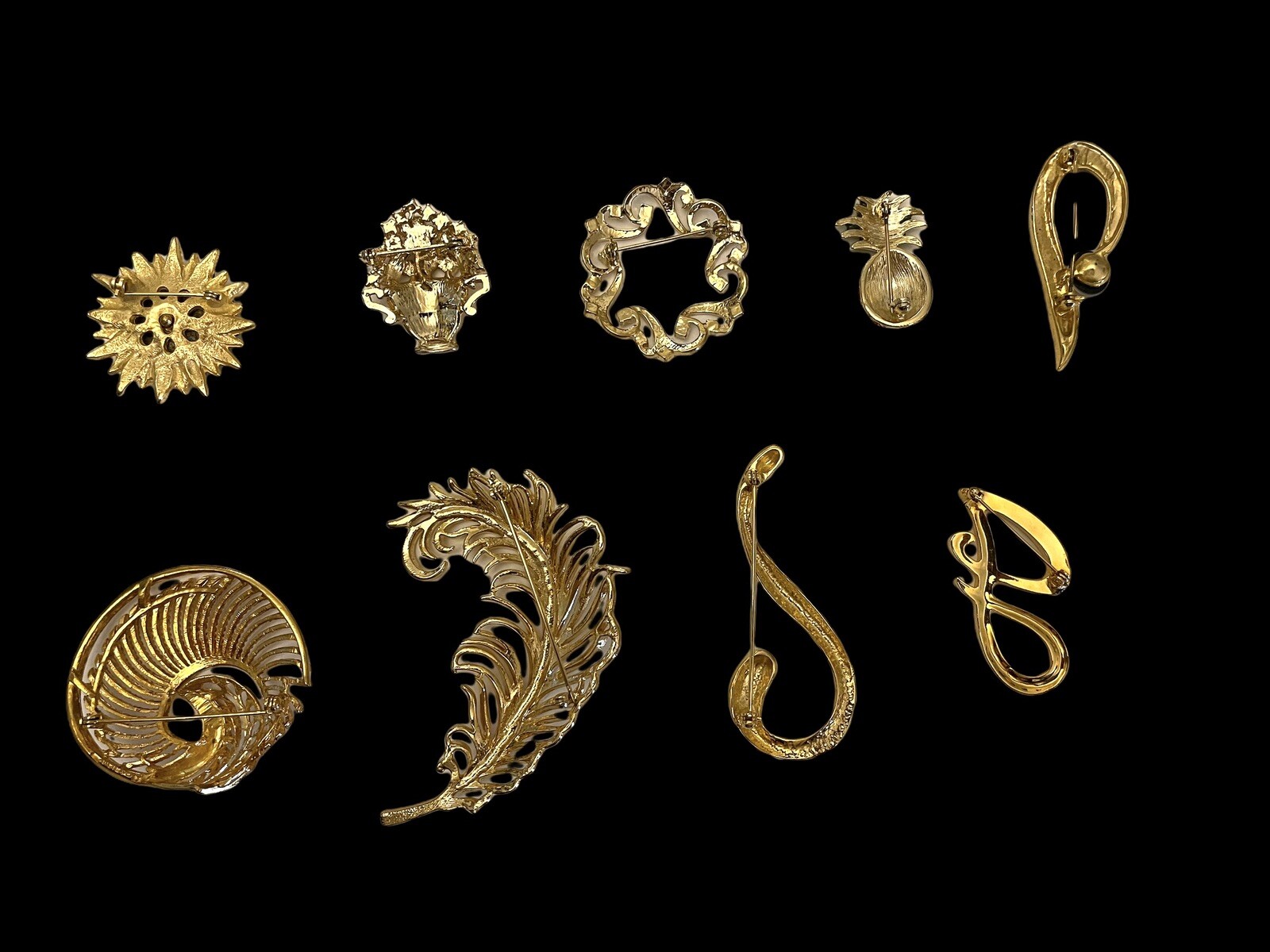 Vintage Gold Tone Rhinestones Filigree Costume Jewelry Brooch Pins Lot