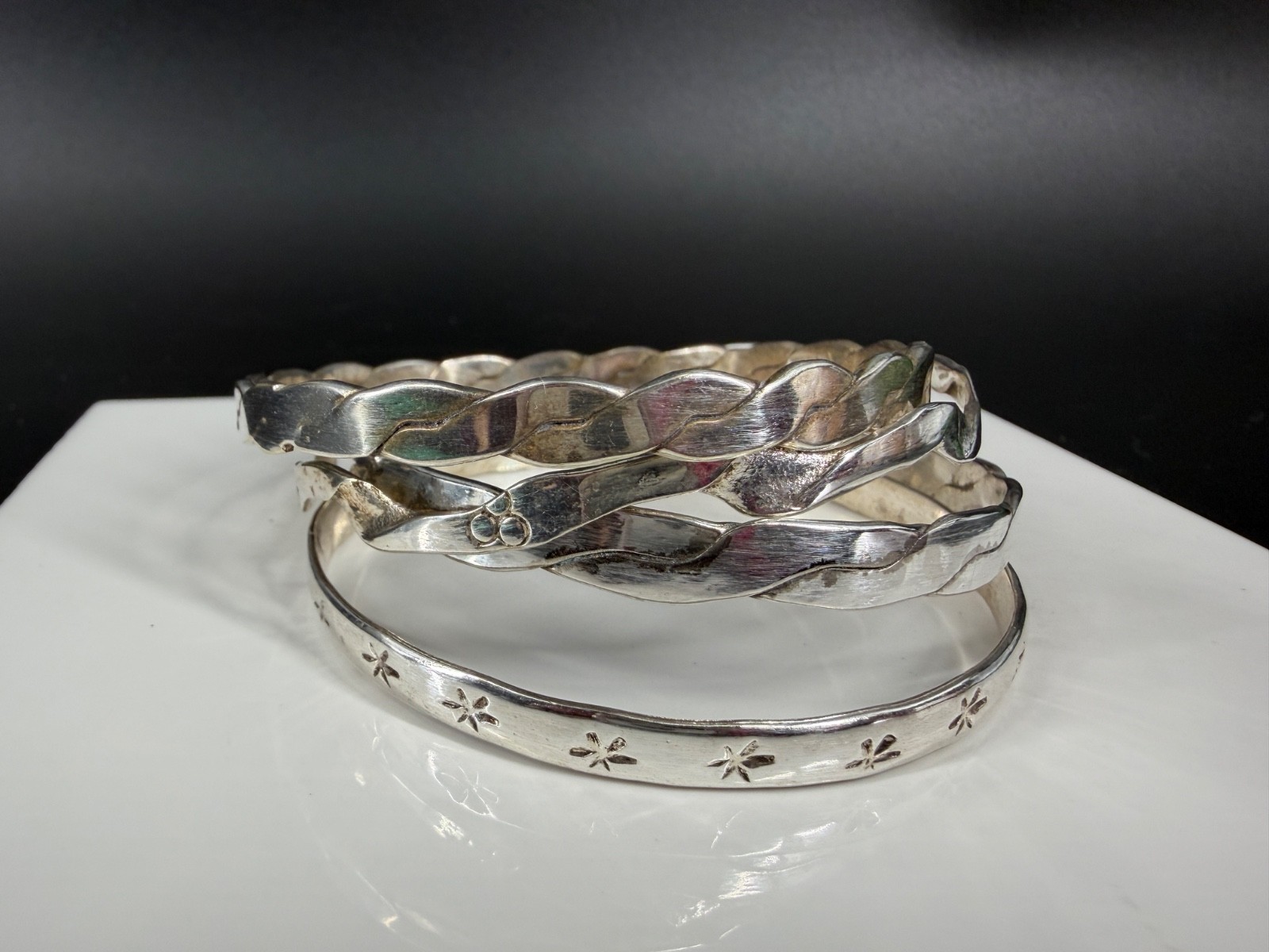 Vtg Sterling Silver Bangle Stack 4 Twist Etched Star Boho Bracelets Mexico 59g