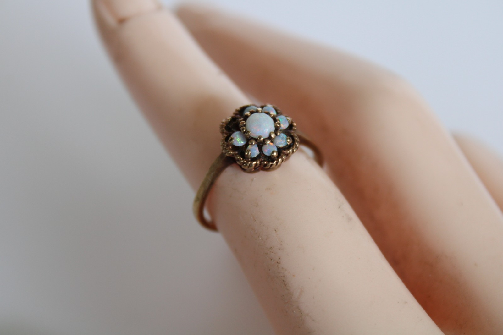 Vtg 10K Yellow Gold & Fire Opal Floral Cluster Ladies Estate Ring, 2.25g -S: 5.5