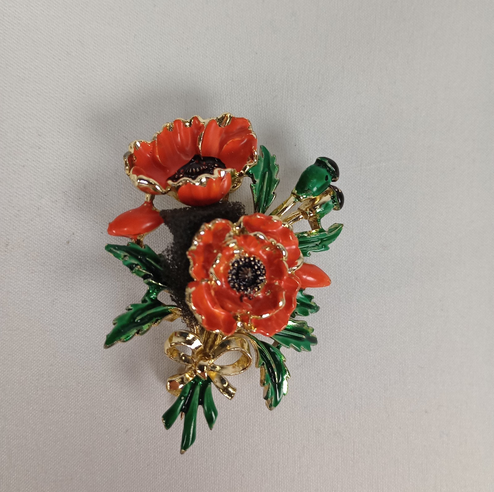 Vintage Exquisite Enamel Poppy Flower Brooch Red Orange Green Gold Tone 2″
