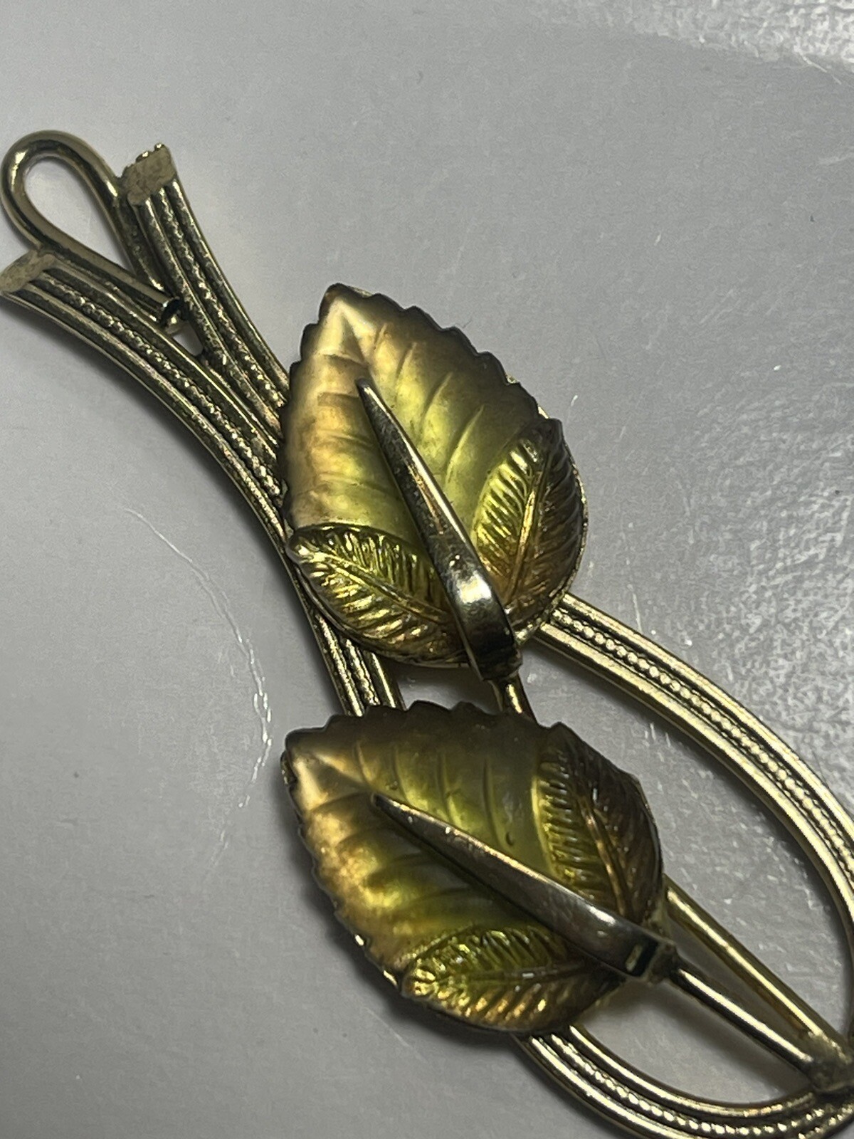 Vintage 1960’s Whiting and Davis Gold Tone Molded Glass Autumn Leaves Pendant