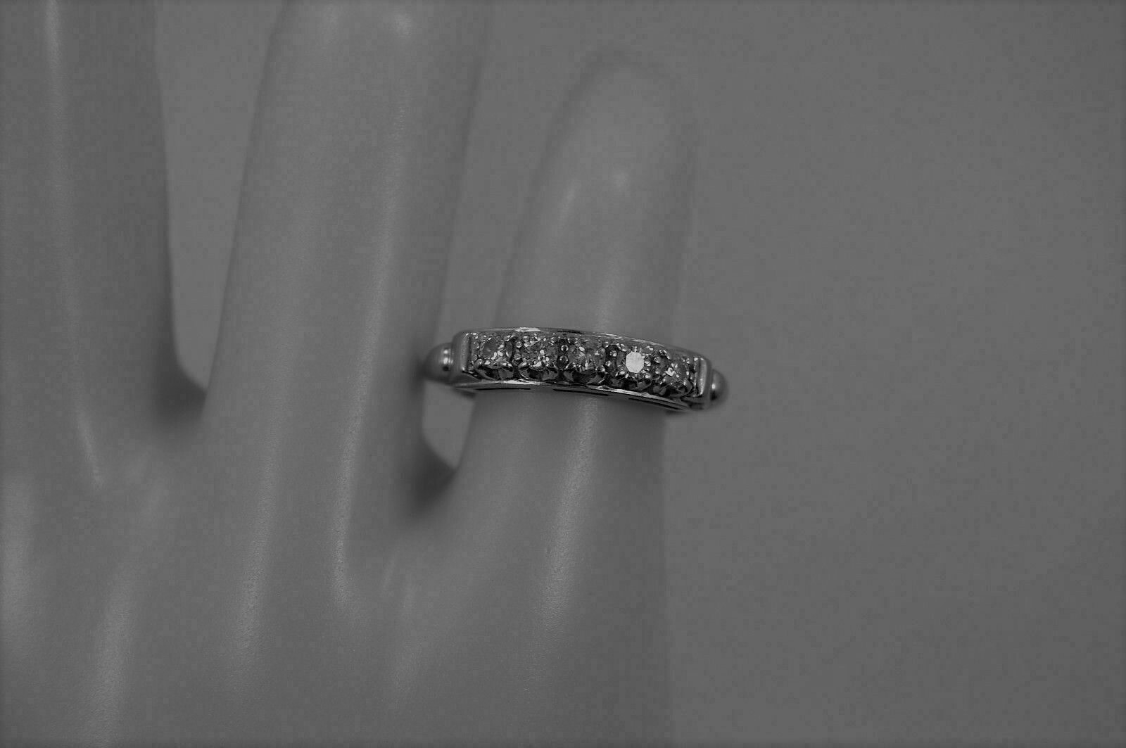 3/4CTW White Round Cut CZ Art Deco Antique Style Wedding Band Ring In 925 Silver