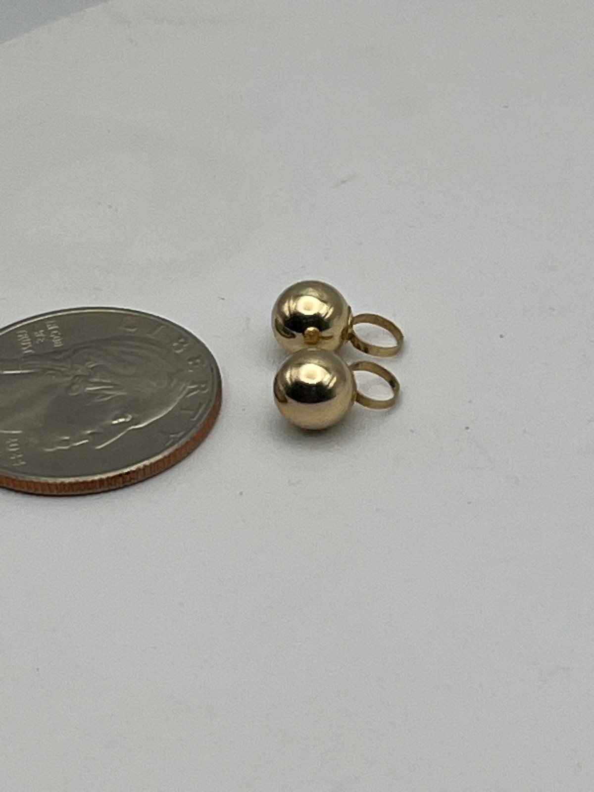 Vintge 14K Solid Yellow Gold 6.8mm Gold Ball Dangle Enhancer Drop Charms Jackets