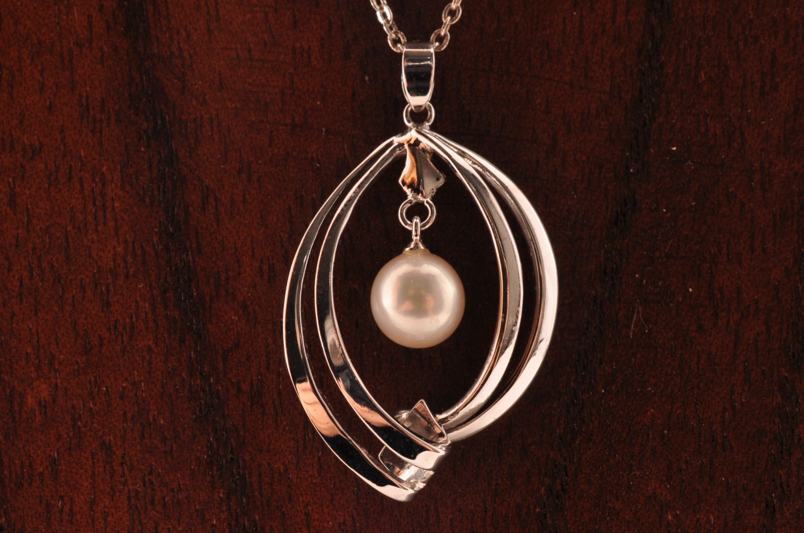 Near mint Japan brand “MIKIMOTO” Akoya pearl pendant 925 silver (total 18.0ct).
