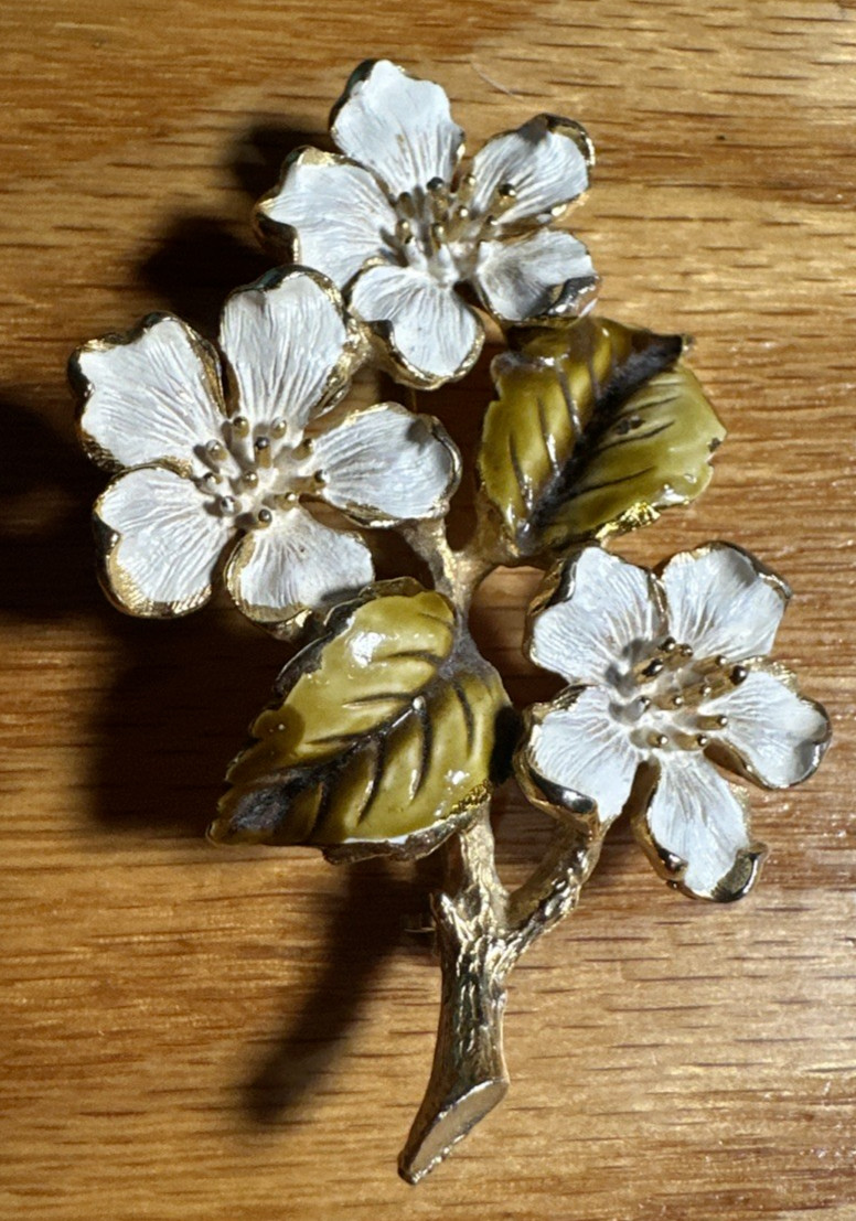 Rafaelian Vintage Enamel Costume Flower Pin Brooch Signed 2″ Valentines Day