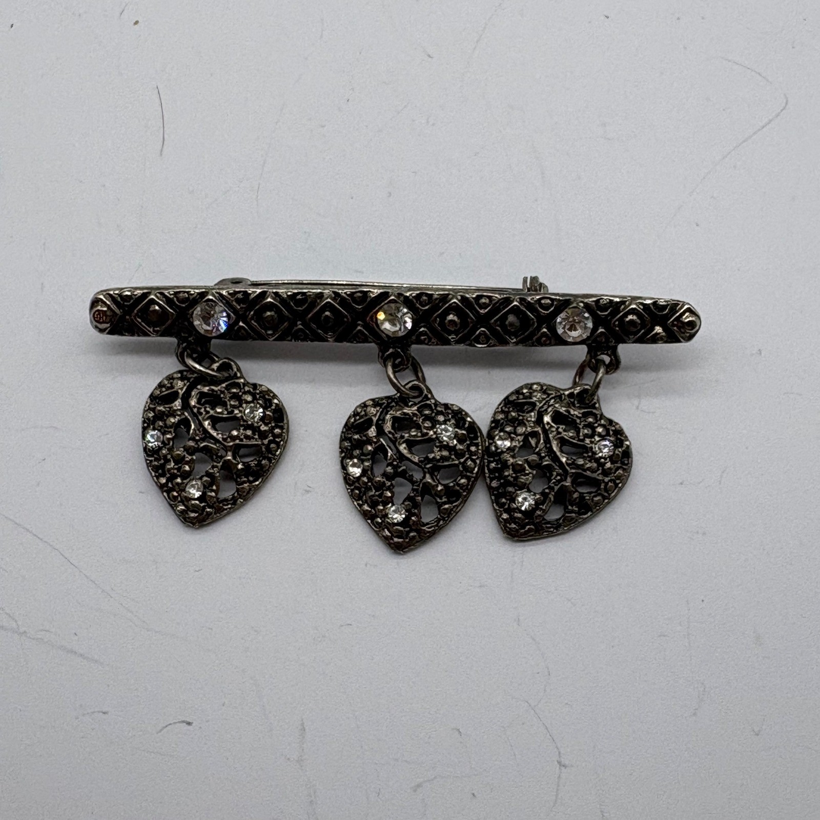 Vintage Pewter Bar Pin Brooch with 3 Dangling Filigree Hearts