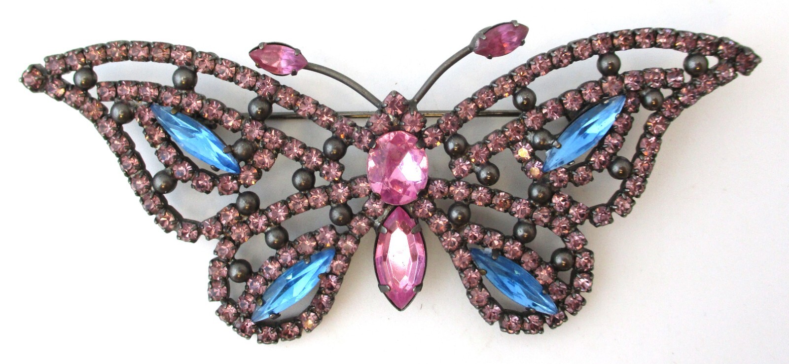 VNT Butterfly Brooch Prong Set Pink Blue Rhinestones Gunmetal Grey LARGE 7010