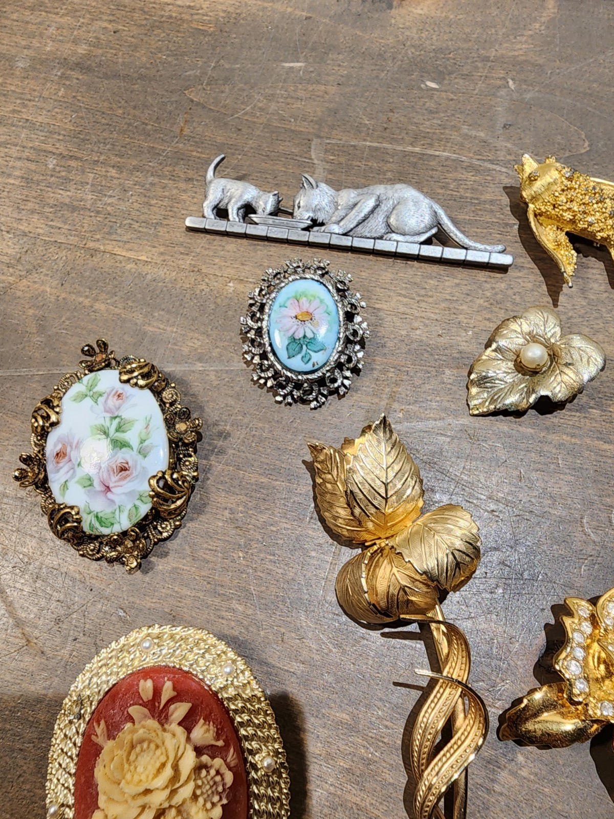 Vintage Lot Brooch Lapel Pin Bird Flowers Cats Avon Giovanni READ
