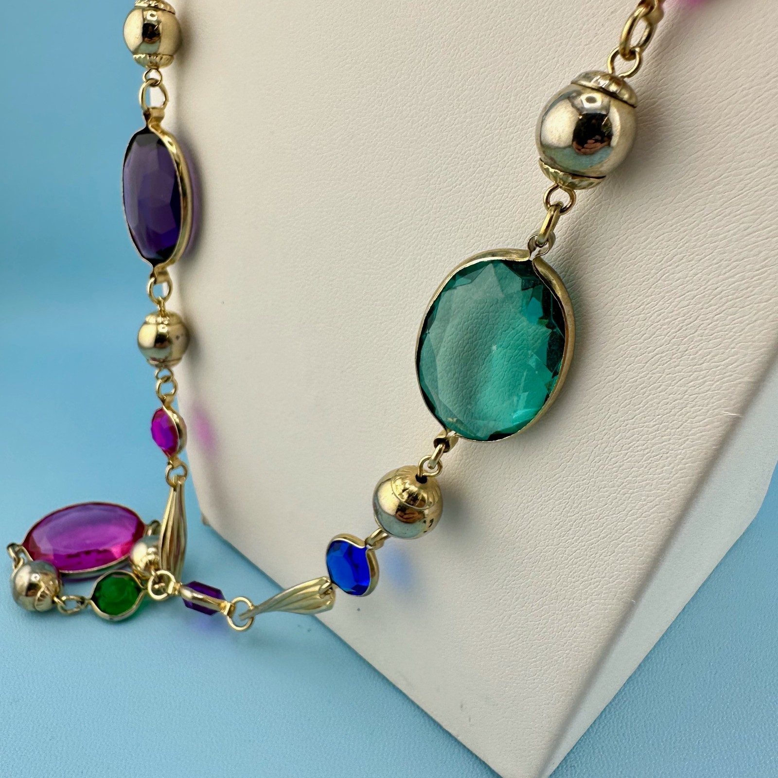 Vintage Open Bezel Lucite Necklace Gold Tone Multicolor Oval Round Faceted