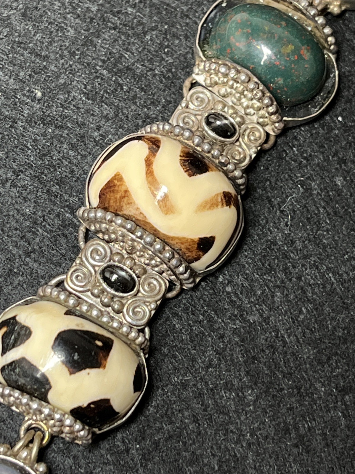 Vintage Sajen Sterling Silver Multi Dzi Mud Stone Bloodstone Bracelet 7″ 50g