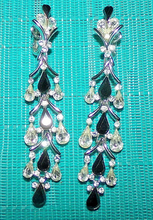 CROWN TRIFARI signed 3 1/2 inch dangle earrings with black stones-OMG!!