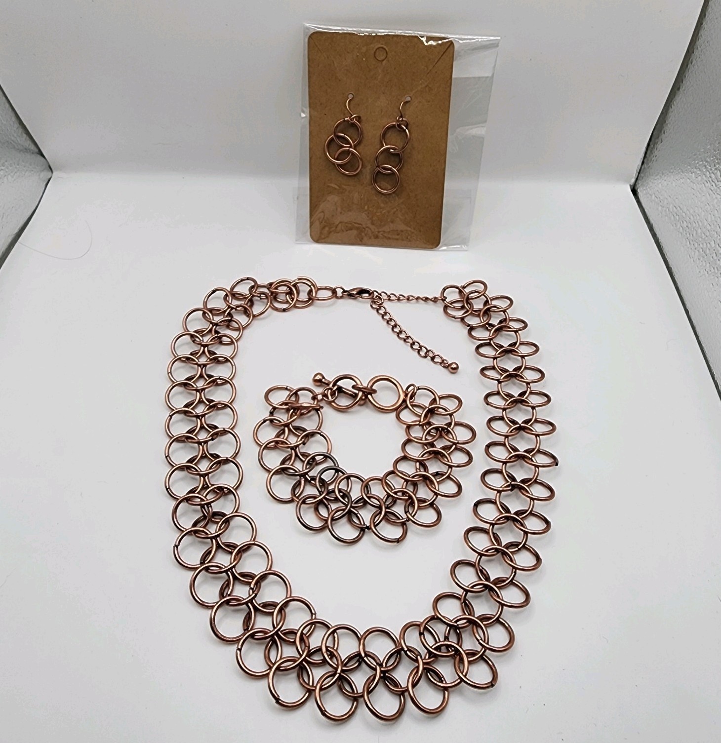 Set Of 3 Vintage Interlocking Circles Gold Copper Tone Necklace/Bracelet/Earring