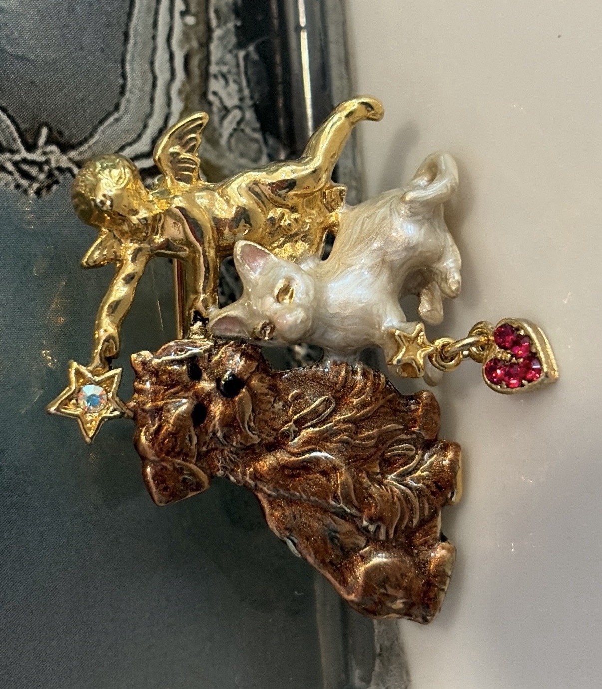 Retired Kirk’s Folly Rainbow Bridge Pin Dog And Kitty With Angel