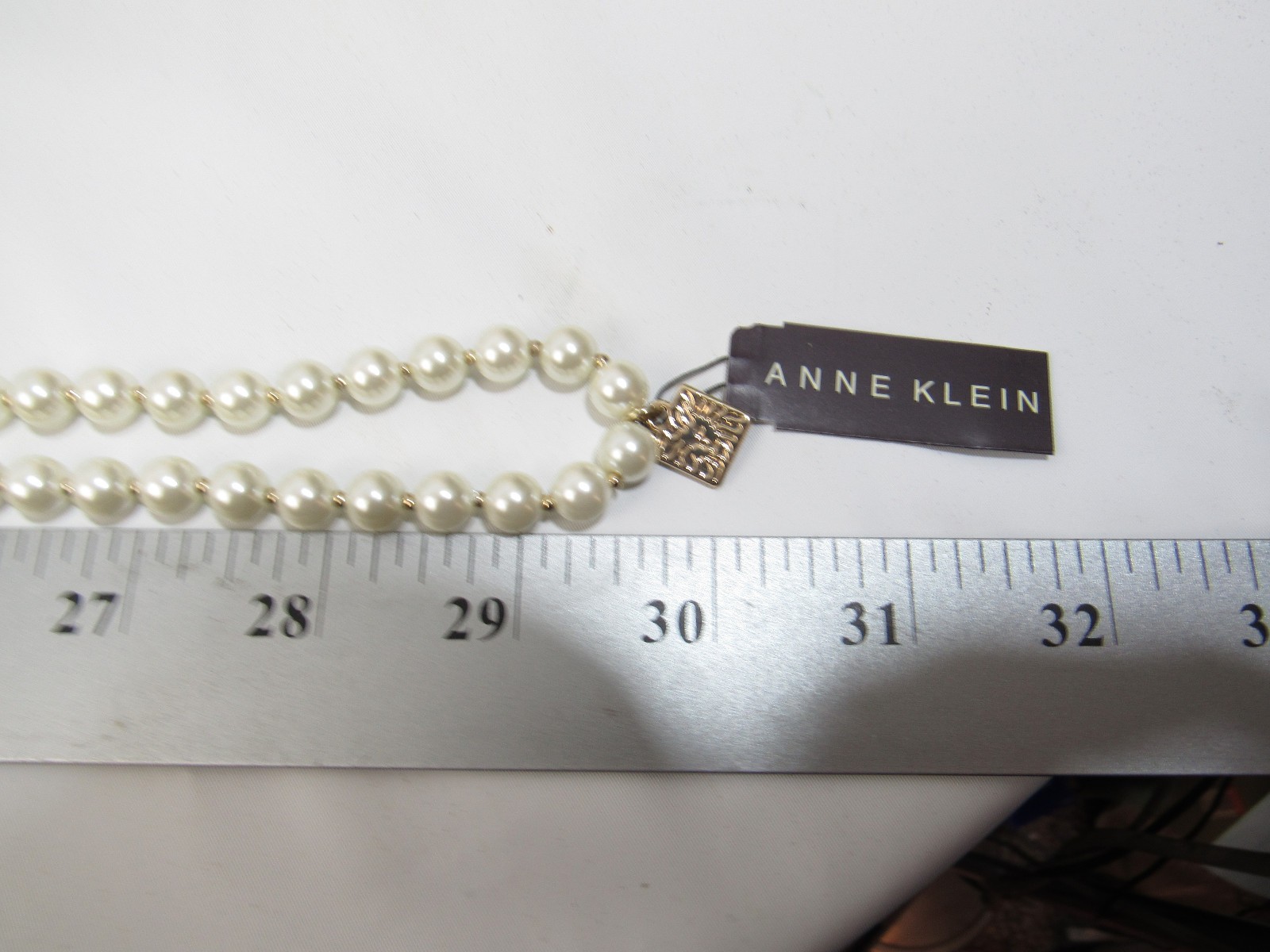 ANNE KLEIN Off White Faux Pearl And Gold Bead Necklace Lion Tag 60″
