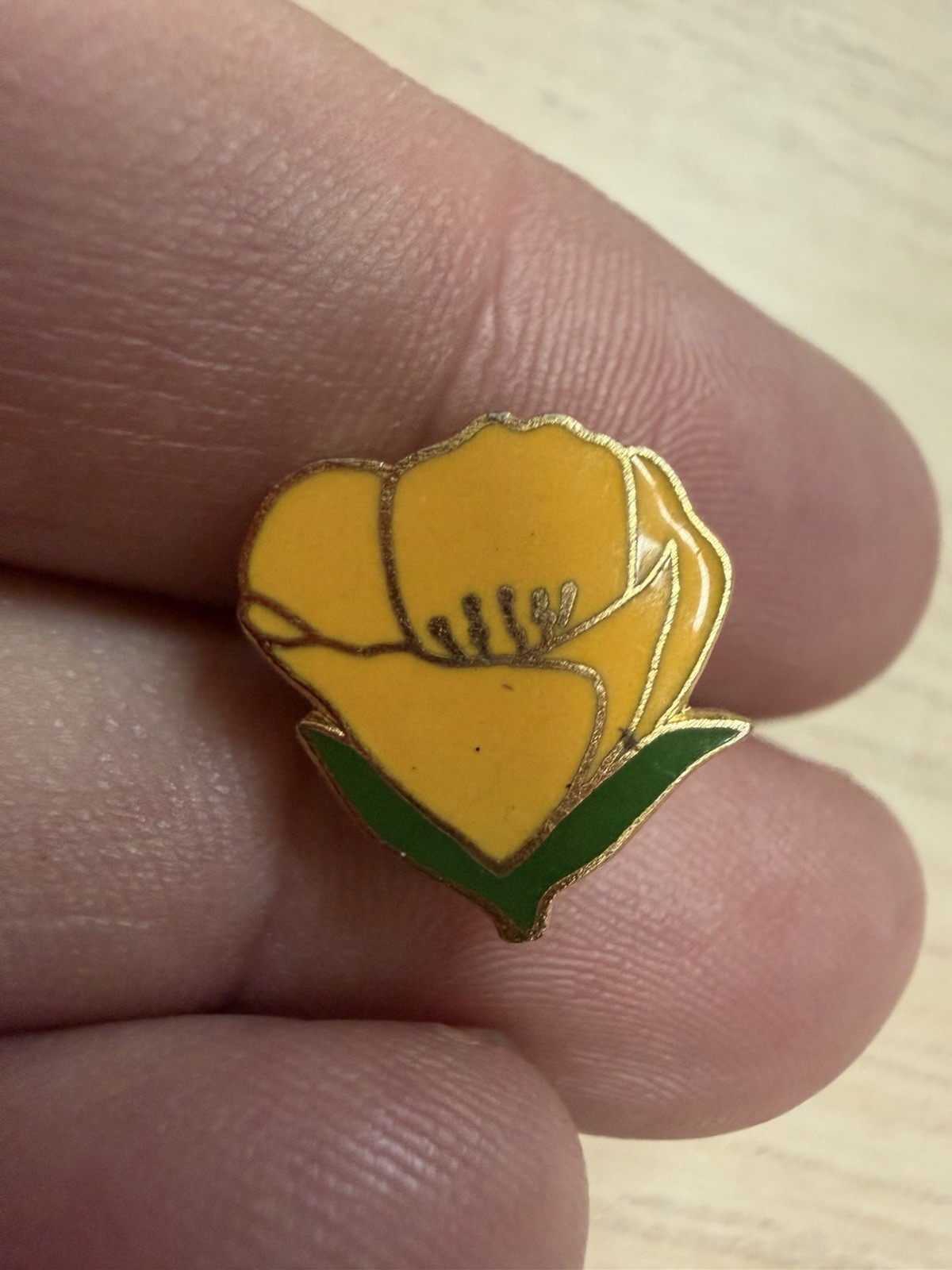 Vintage Yellow Flower Lapel Pin – Poppy