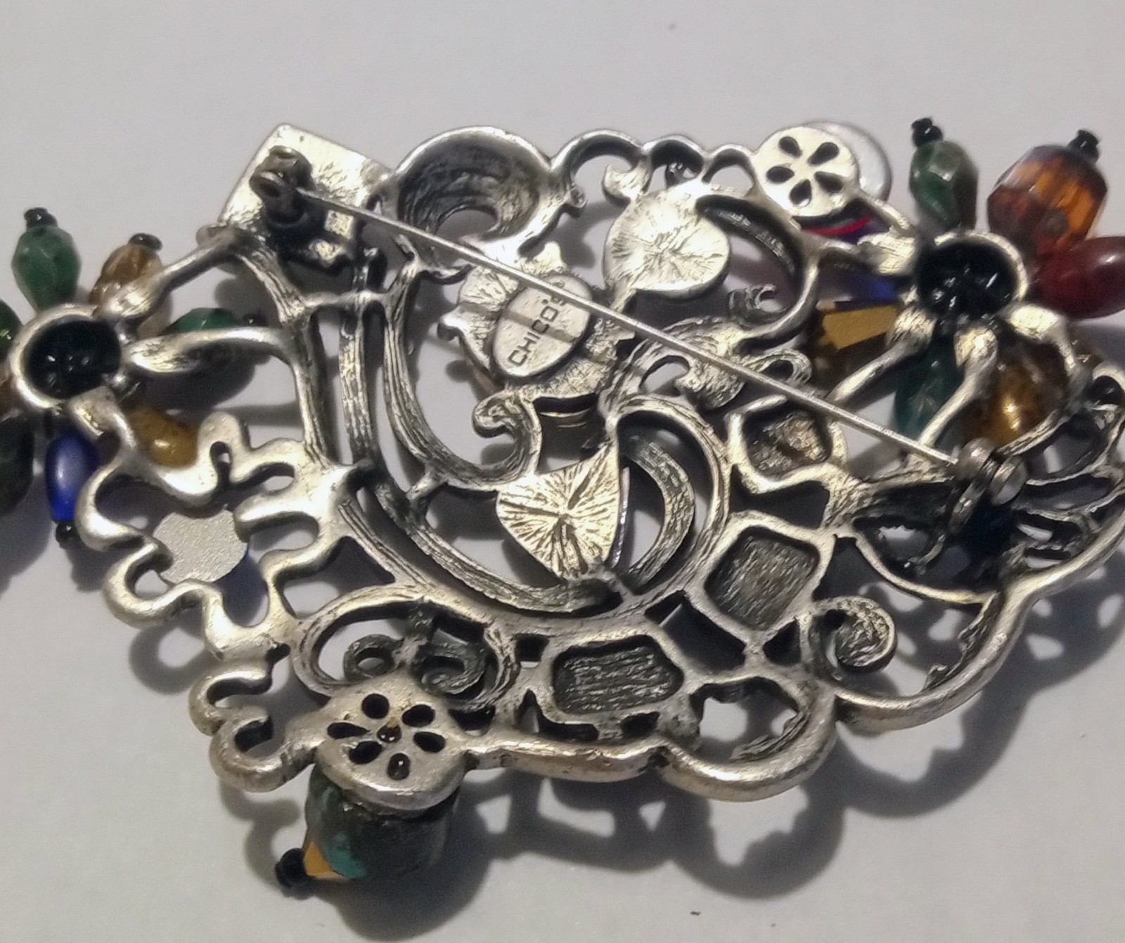 Vintage Unique Chicos Brand Mixed Metal And Bead Brooch Silver Tone 3×2 Inches