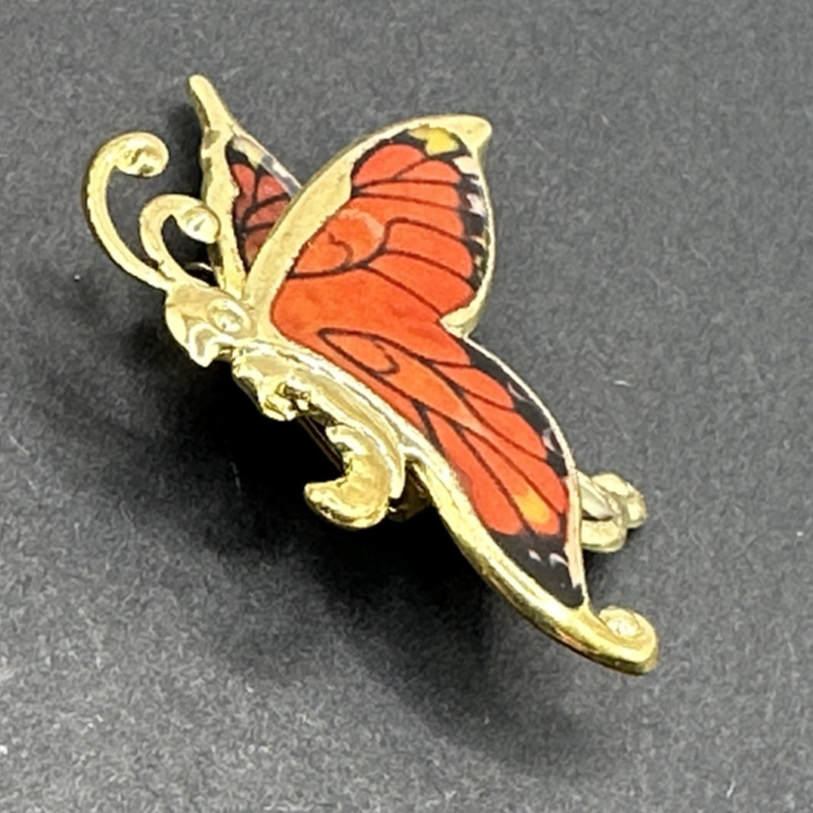 Vintage Monarch Butterfly Brooch Pin J44N