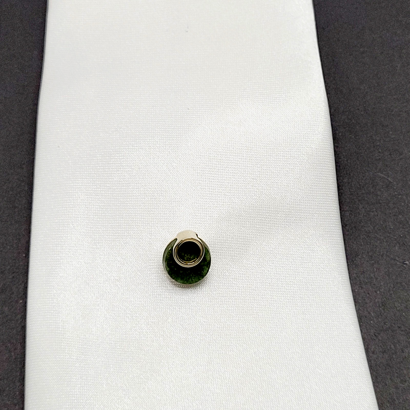 Modernist Style Dark Green Jadeite Stone Disc Open Circle Gold Tone Tie Tack Pin