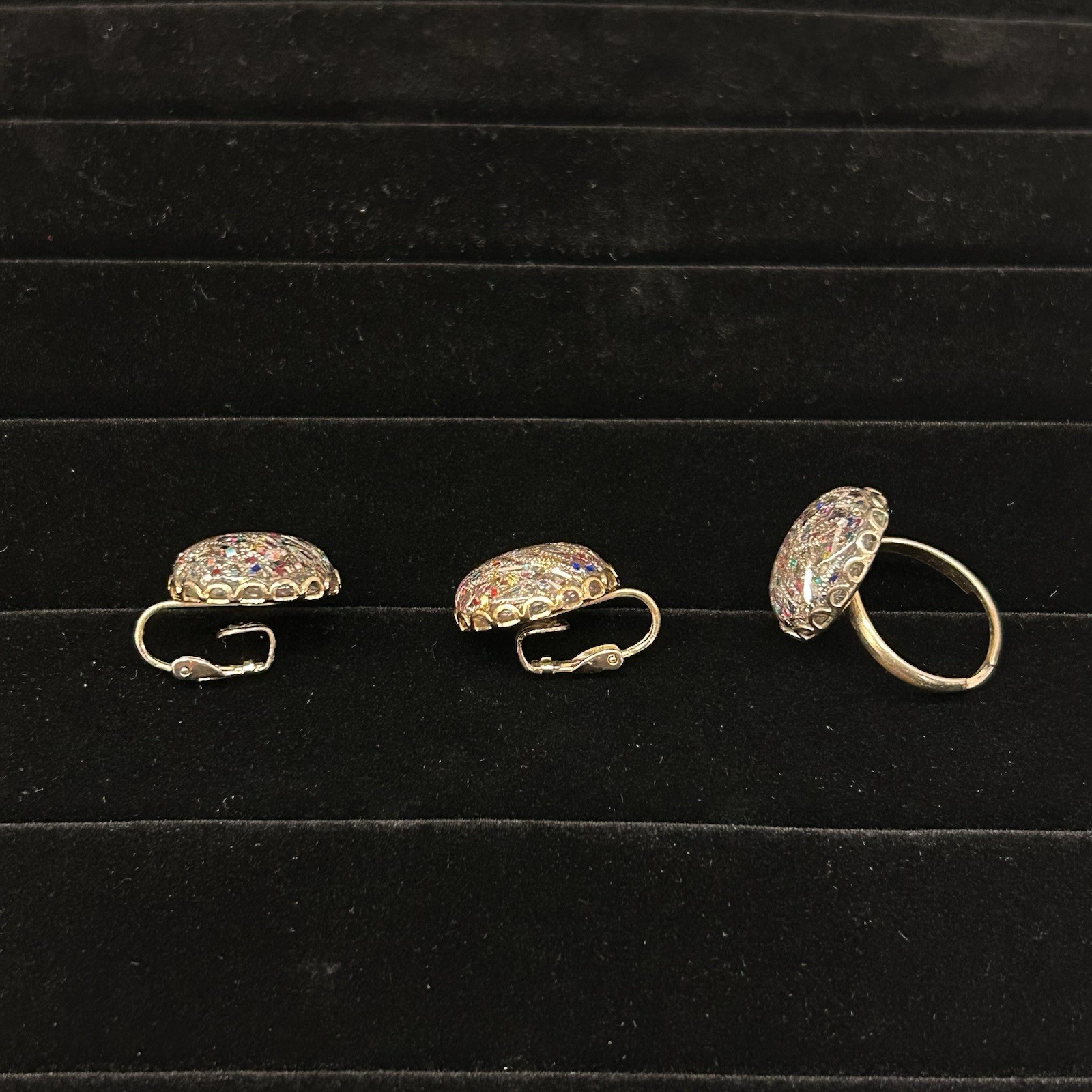 SARAH COVENTRY Multicolor Confetti Adjustable Ring w/ Matching Clip On Earrings