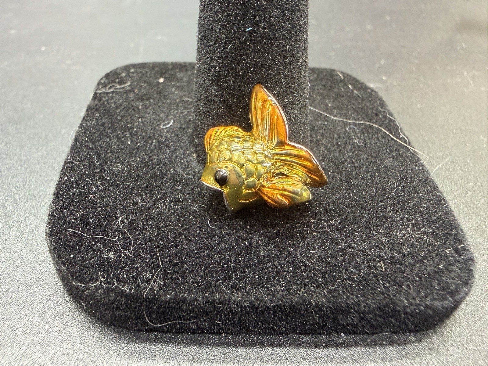 VTG Danbury Mint Charm Bracelet Bead Marked Slide On Charm Bead Goldfish