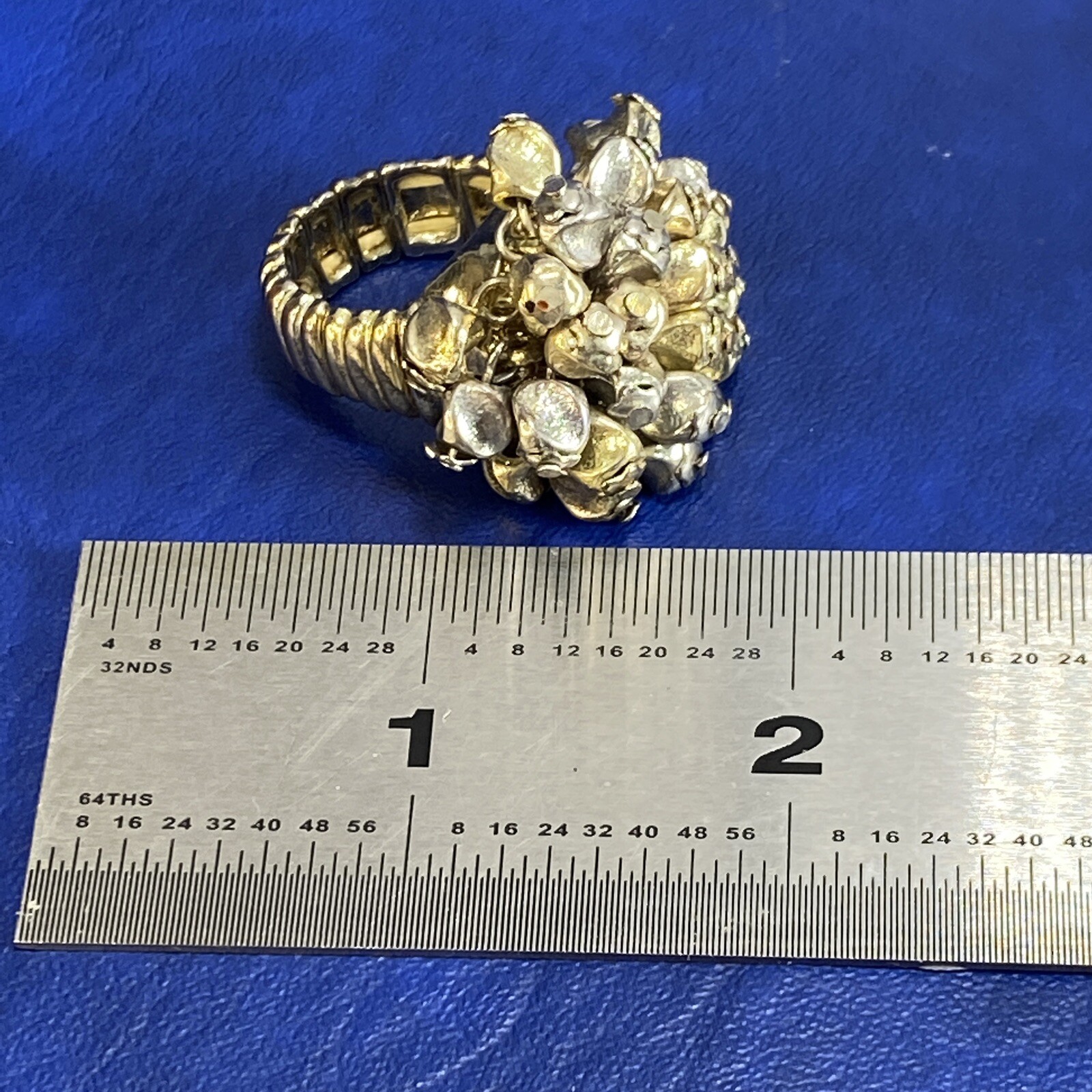Vtg RA Stretch Band Ring Bold Oversized Metal Jiggly Bling Nugget Chips SZ 7-10