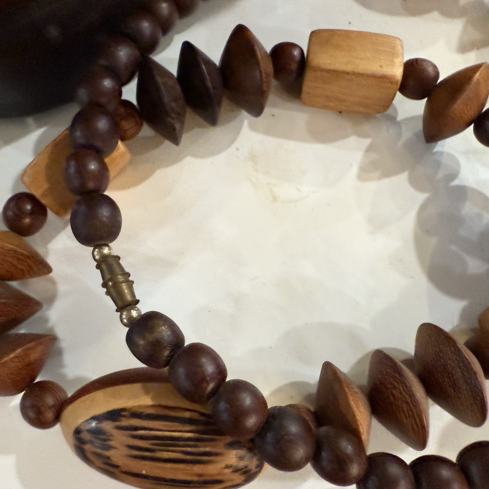 Vintage Carved Wood Beaded Necklace Bohemian Chunky Statement Barrel Clasp 27”