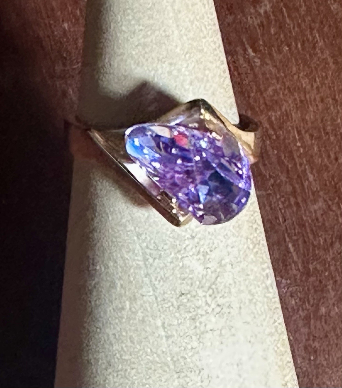 Vintage STERLING SILVER Gold Pl. Laser-cut Purple CZ Ladies Cocktail Ring Sz 8.5