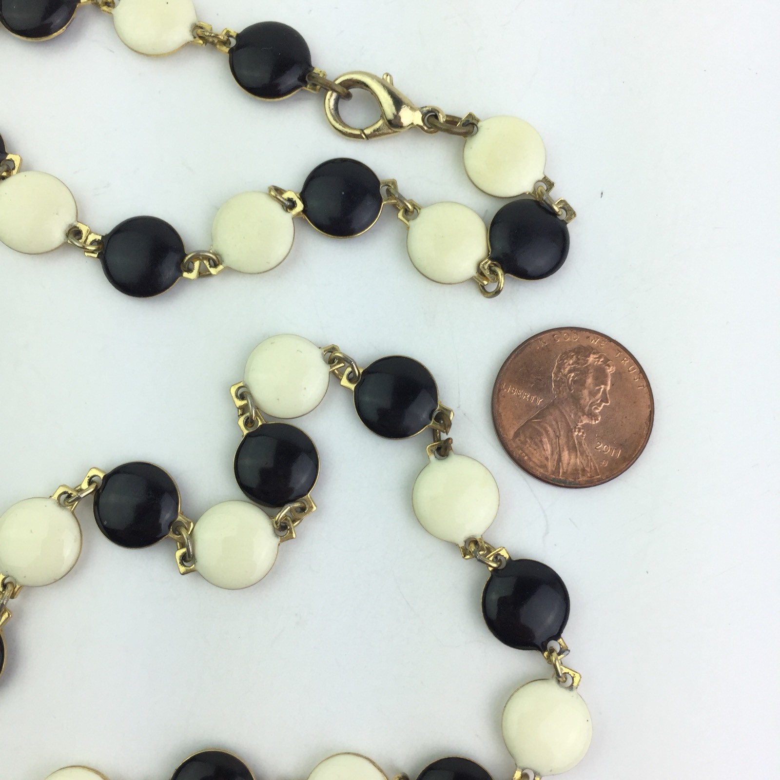 Vintage Gold Tone Black Ivory Enamel Round Disc Layering Strand Necklace 24″