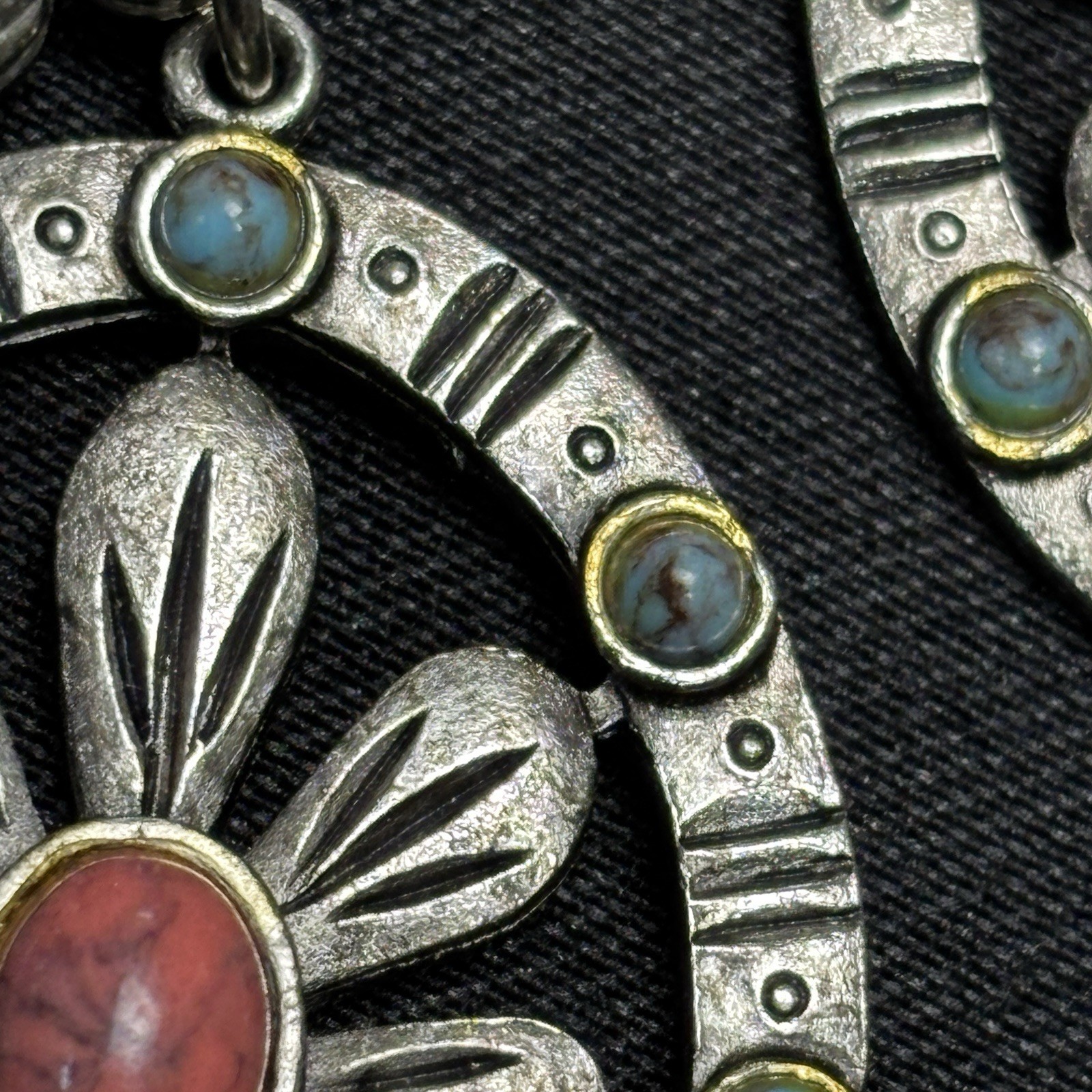 Vintage Necklace Native Southwestern Western Style Daisy Flowers
