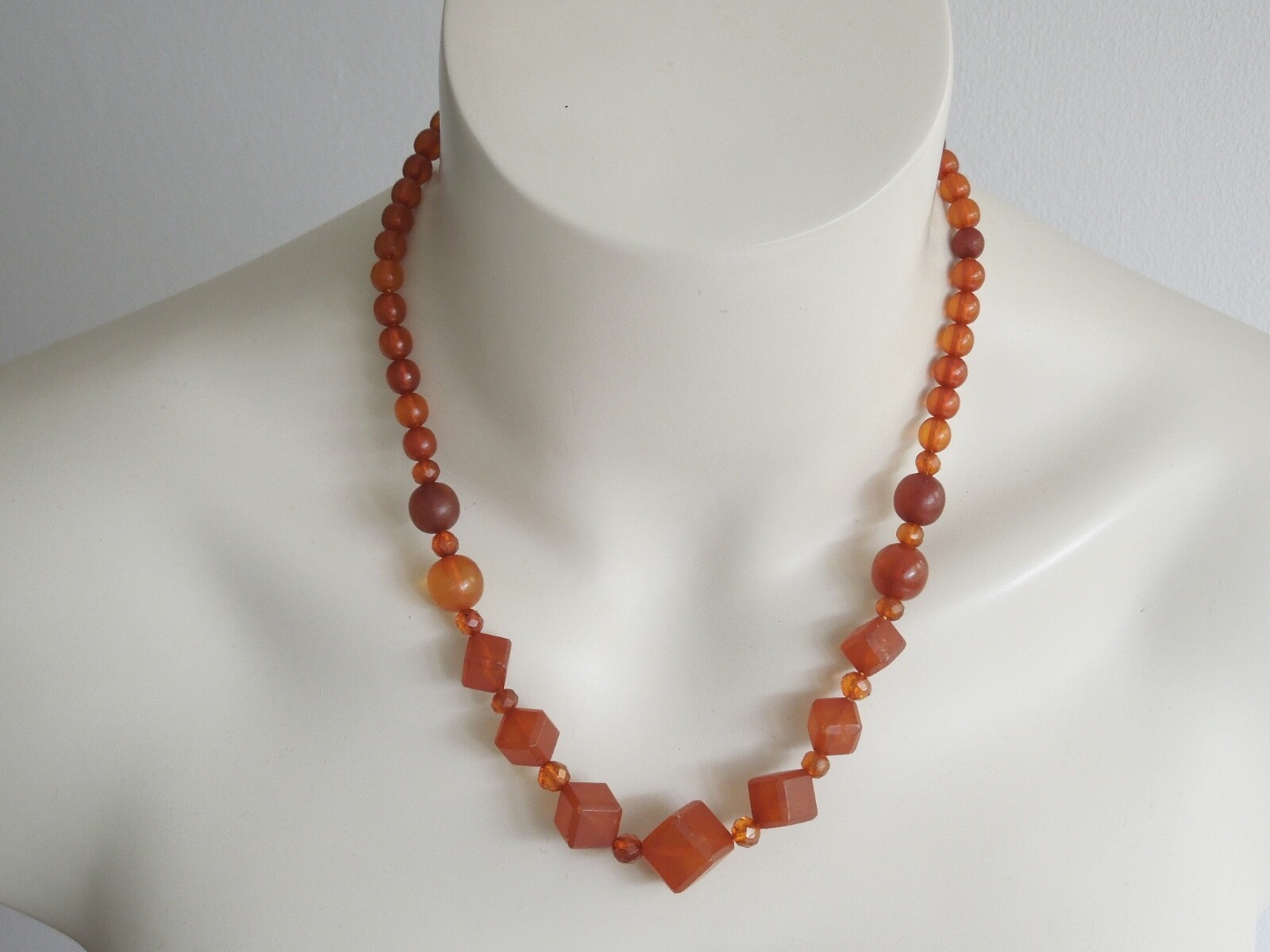 Art Deco Honey Natural Amber Necklace Collar Balls & Cubes 21.4 G/49.5 Cm